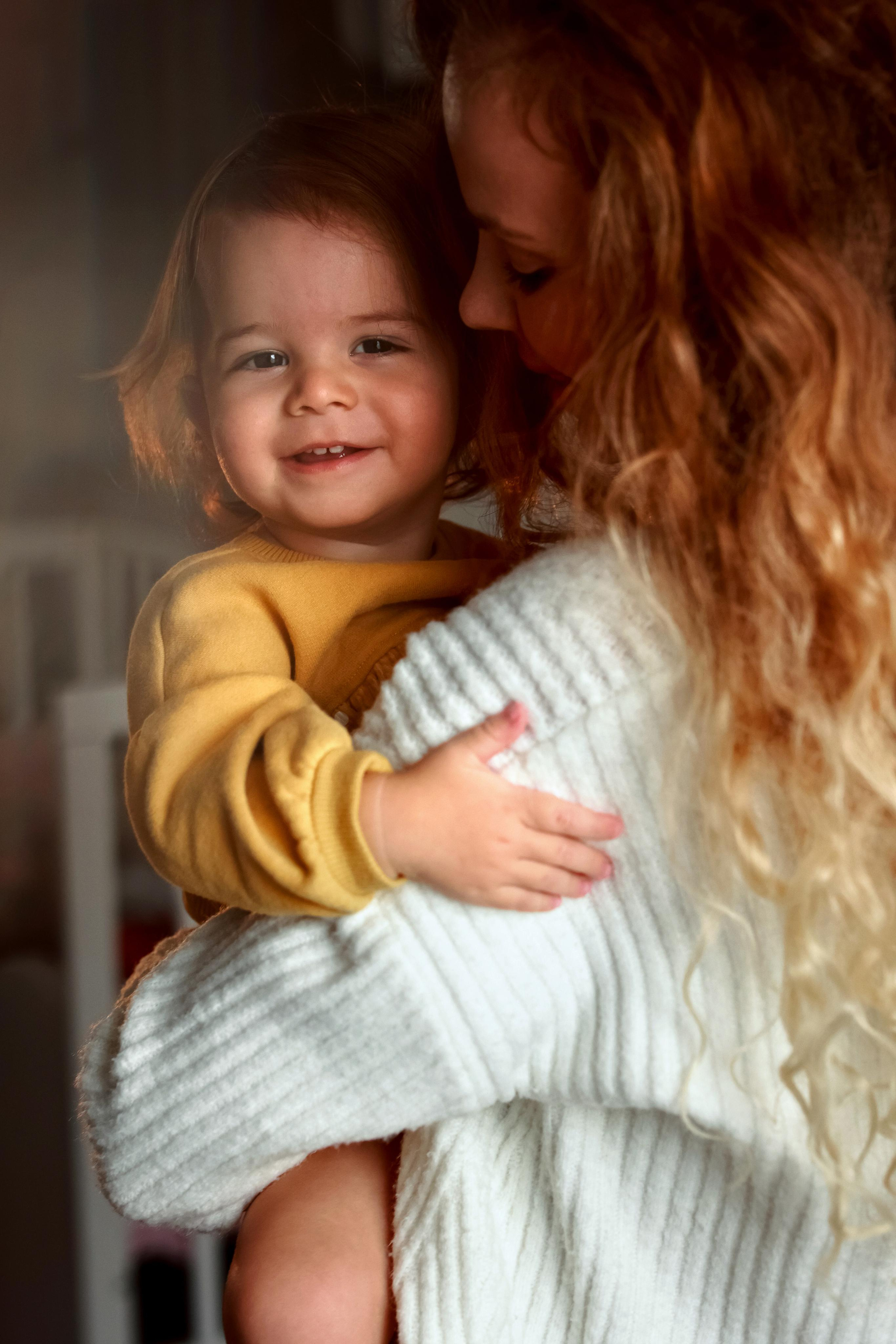 Мария и Тея. Детский и семейный фотограф Татьяна Рыбалко. Фотосессии у вас дома