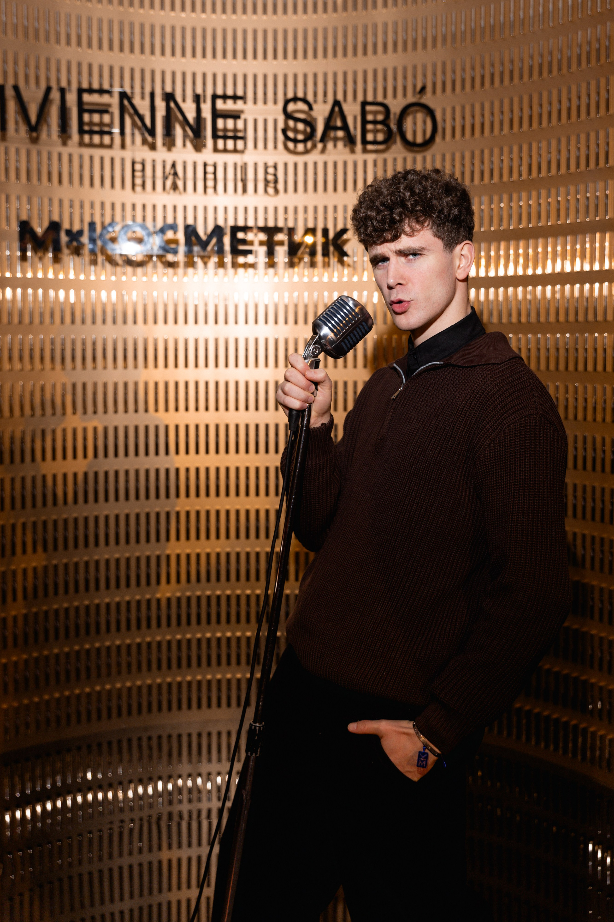 М КОСМЕТИК X VIVIENNE SABO. Репортажный фотограф Сурков Артем Москва