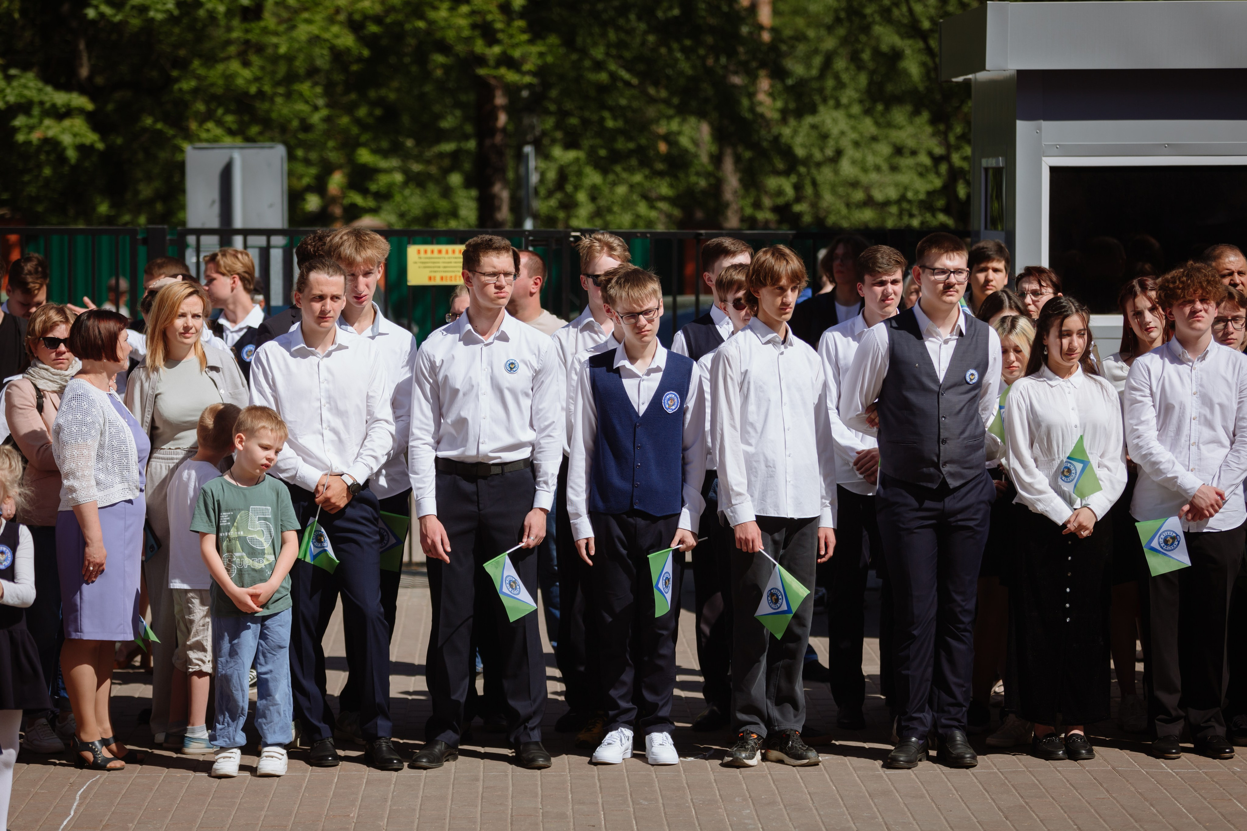 Последний звонок 2024 (2 часа фотосъемки). Профессиональный фотограф Надежда Антонова