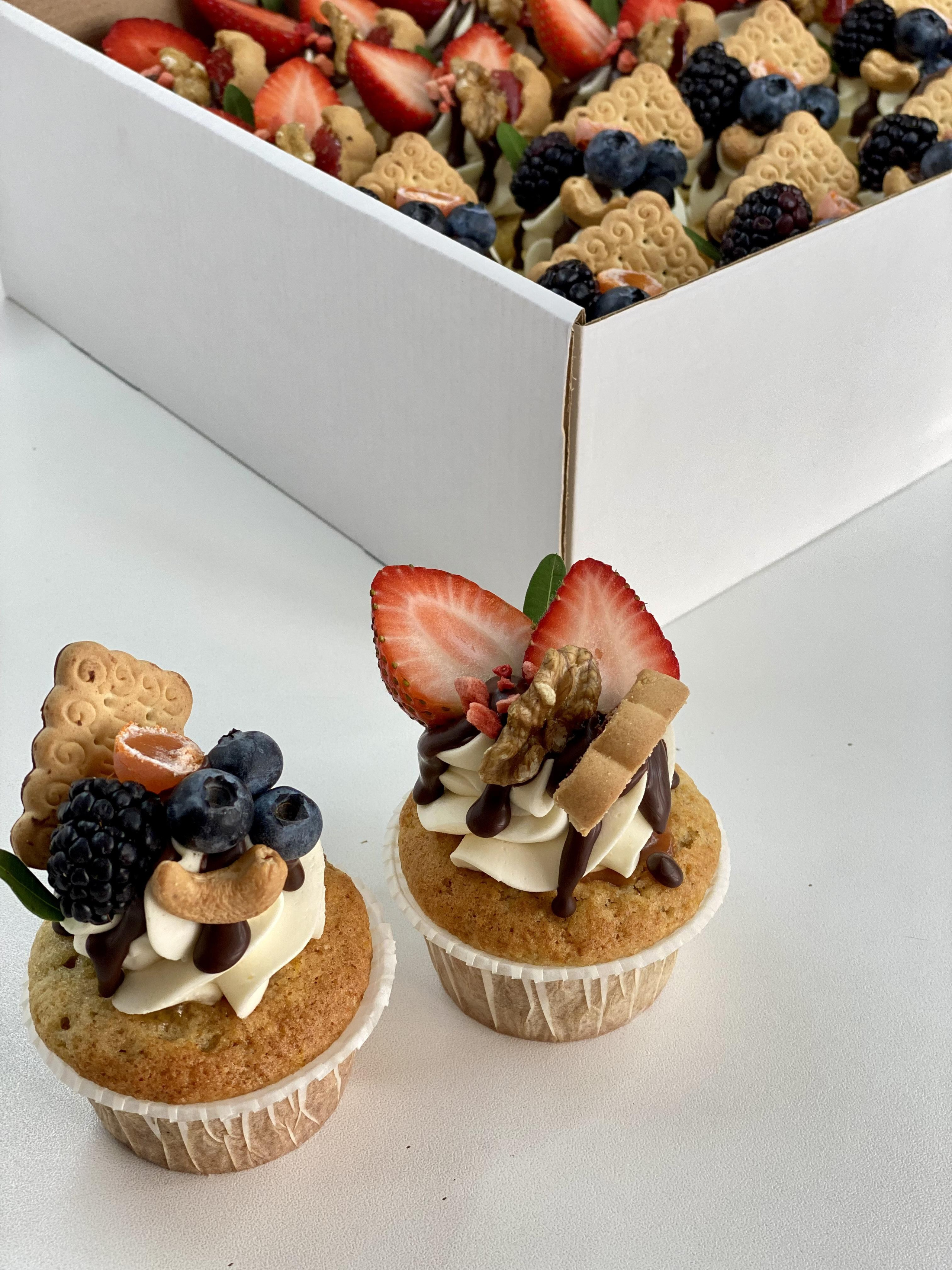 Капкейки фуршетные. Katyasugarsugar капкейки, зефир, торты Москва