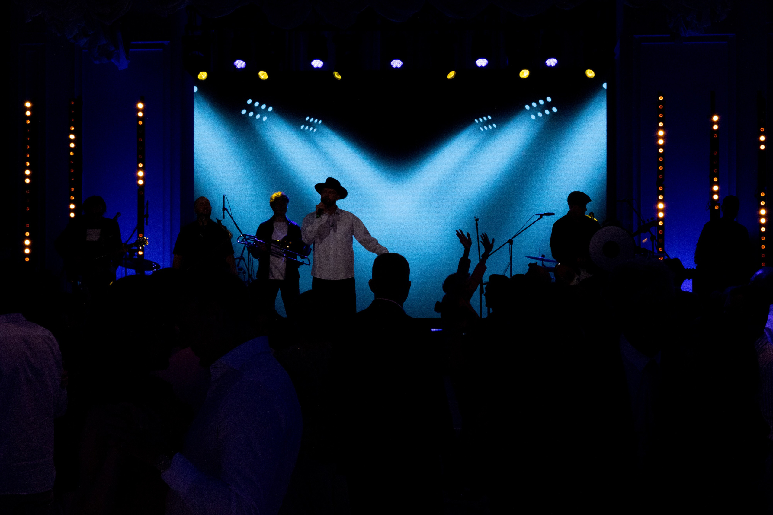 Mrs. & Ms. Главная