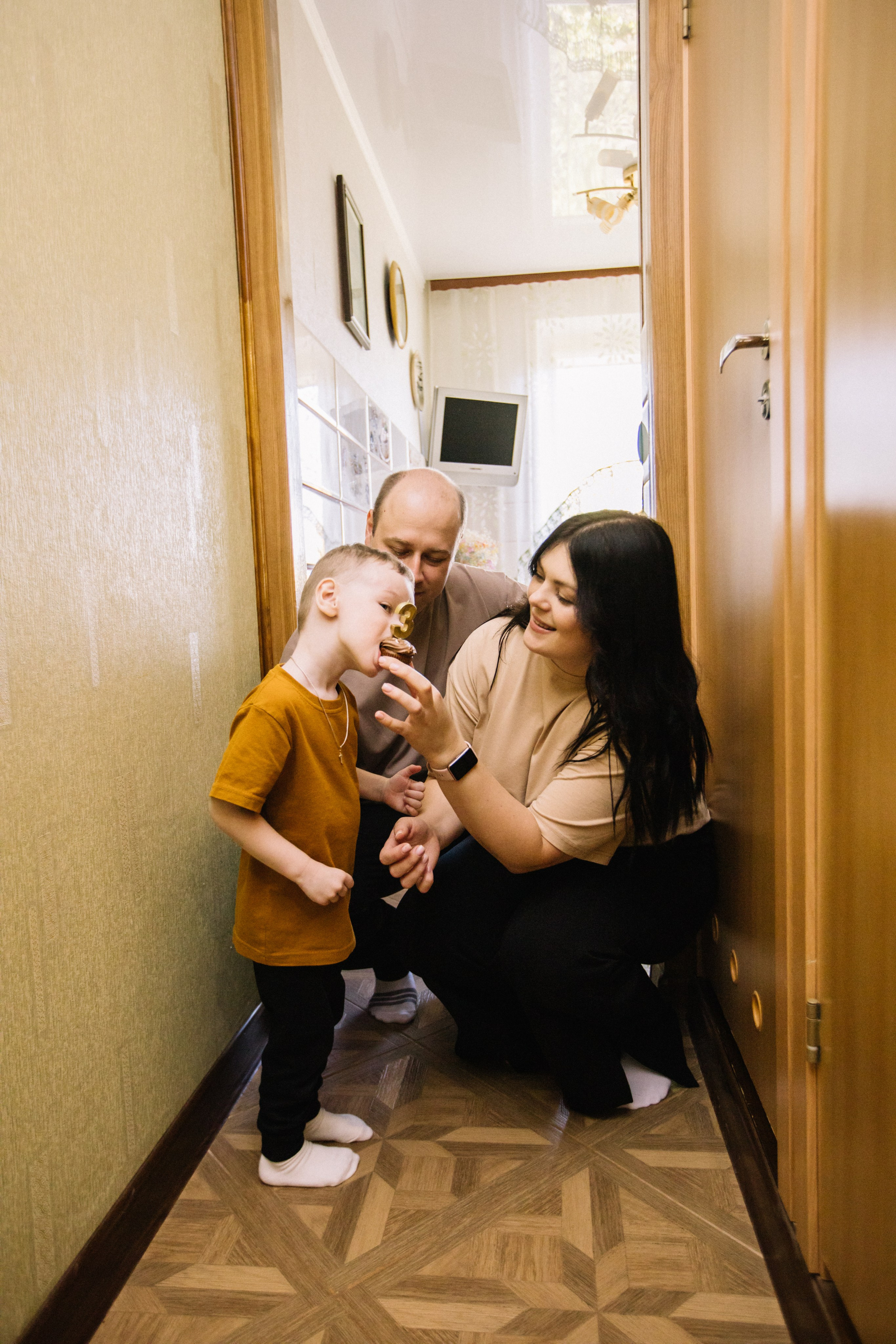 Ярослав + Юля + Егор. Главная