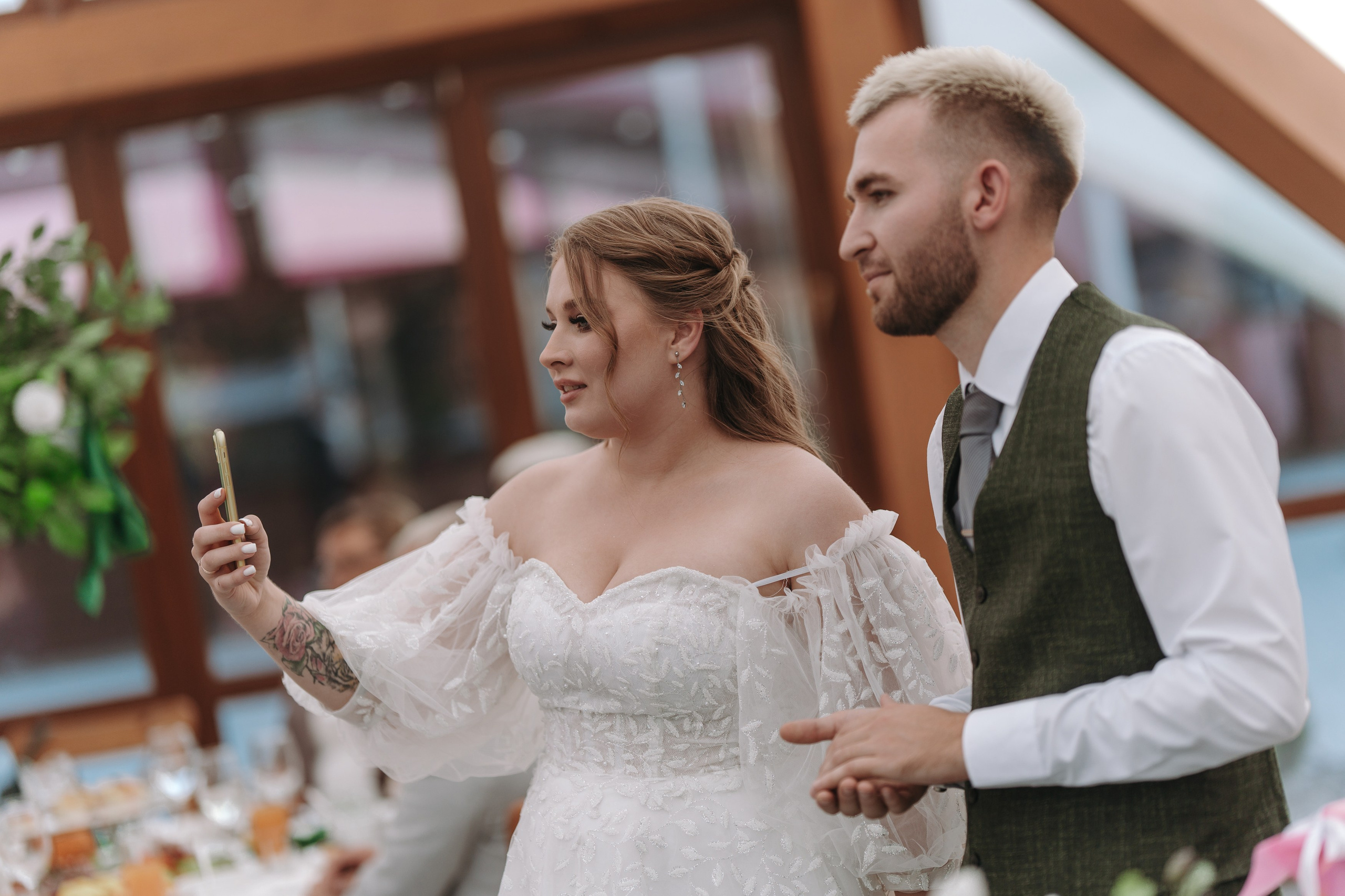 КАФЕ М5 / ХОТИМ ЕДИМ / БОГДАН НАСЫРОВ / ИЛЬНАР АХМАДУЛЛИН