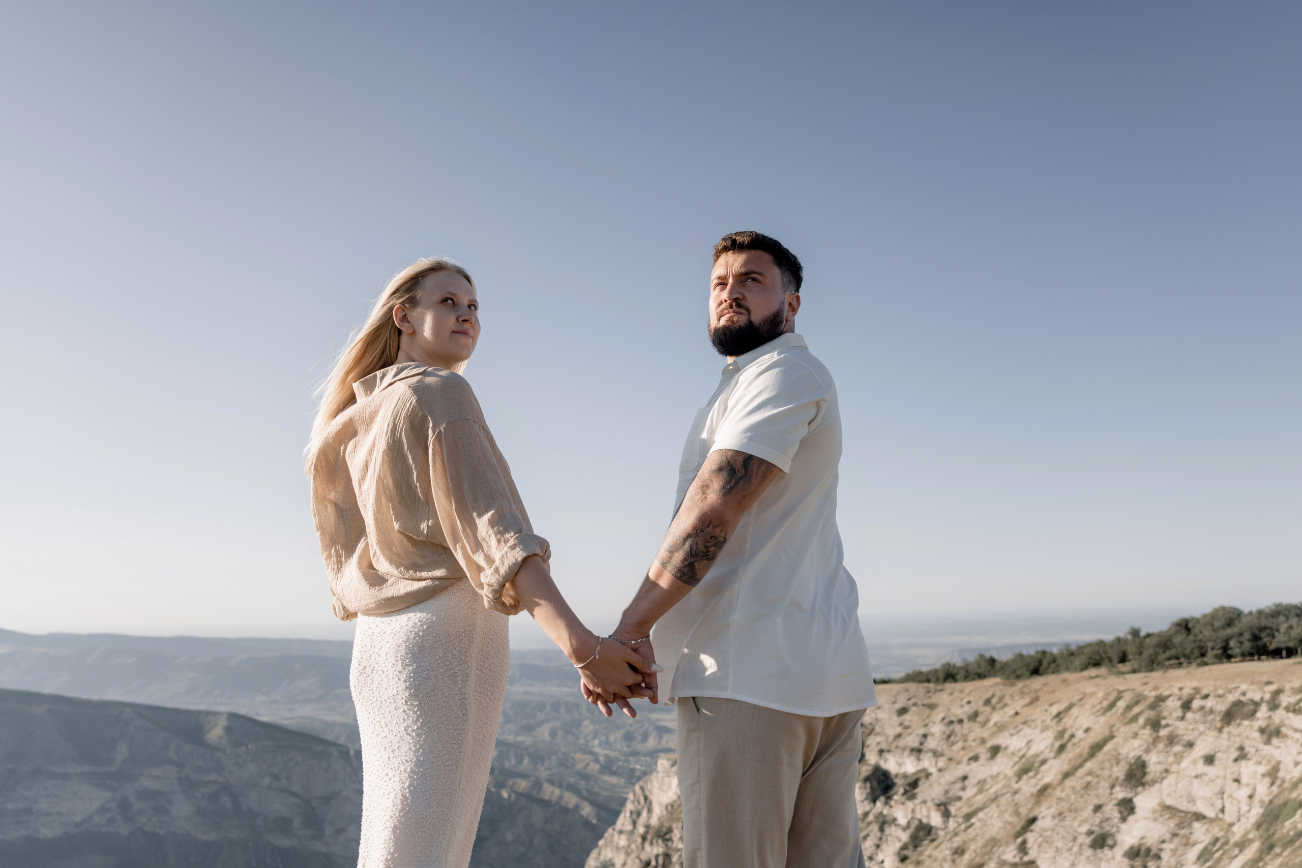 Фотосессия в горах прекрасной пары АРТЕМ & АЛЕСЯ. Свадебный фотограф в Махачкале Иван Айвазян