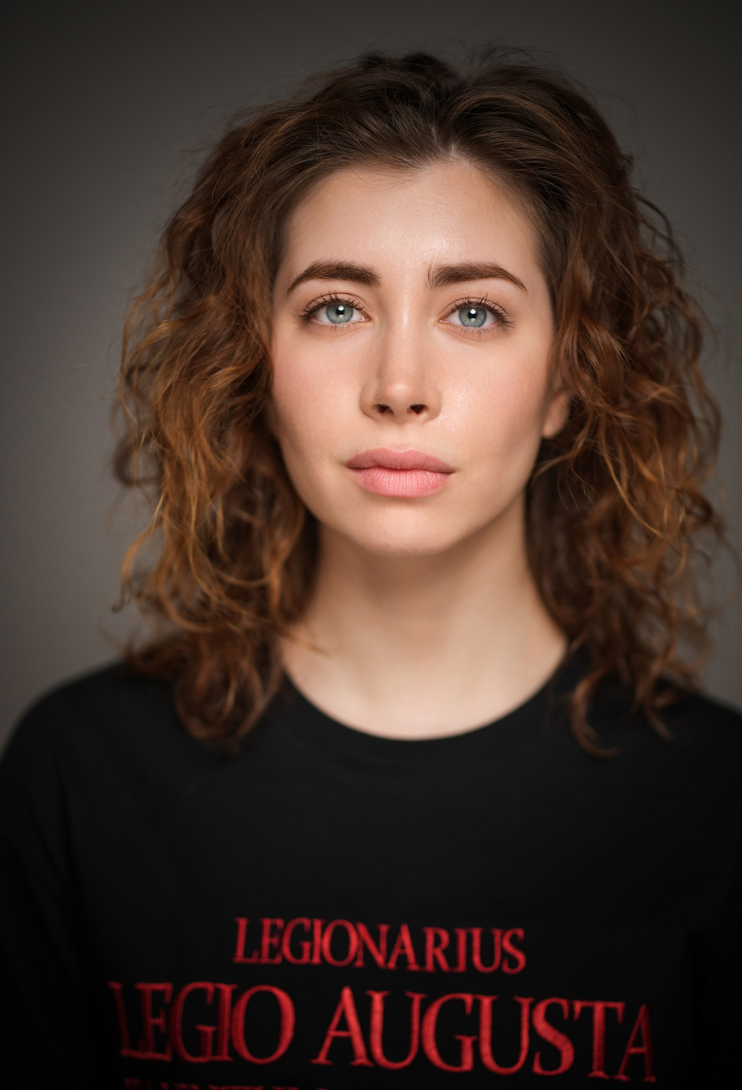 Актриса Джулия Аммади. Портретная съемка в Москве, студийный фотограф Игорь Фомин