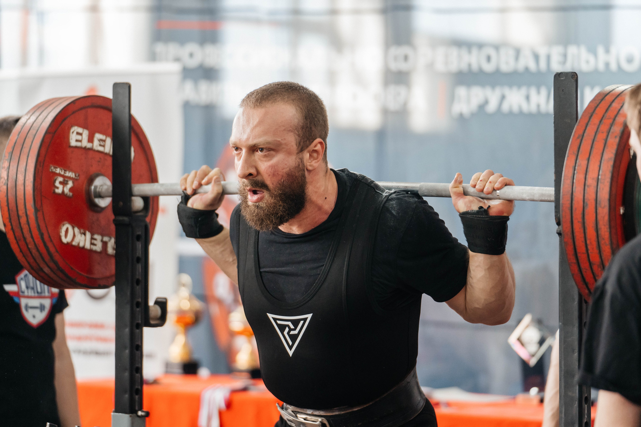 Попытка. Фотограф Олеся Мочалова. Москва. Нижний Новгород