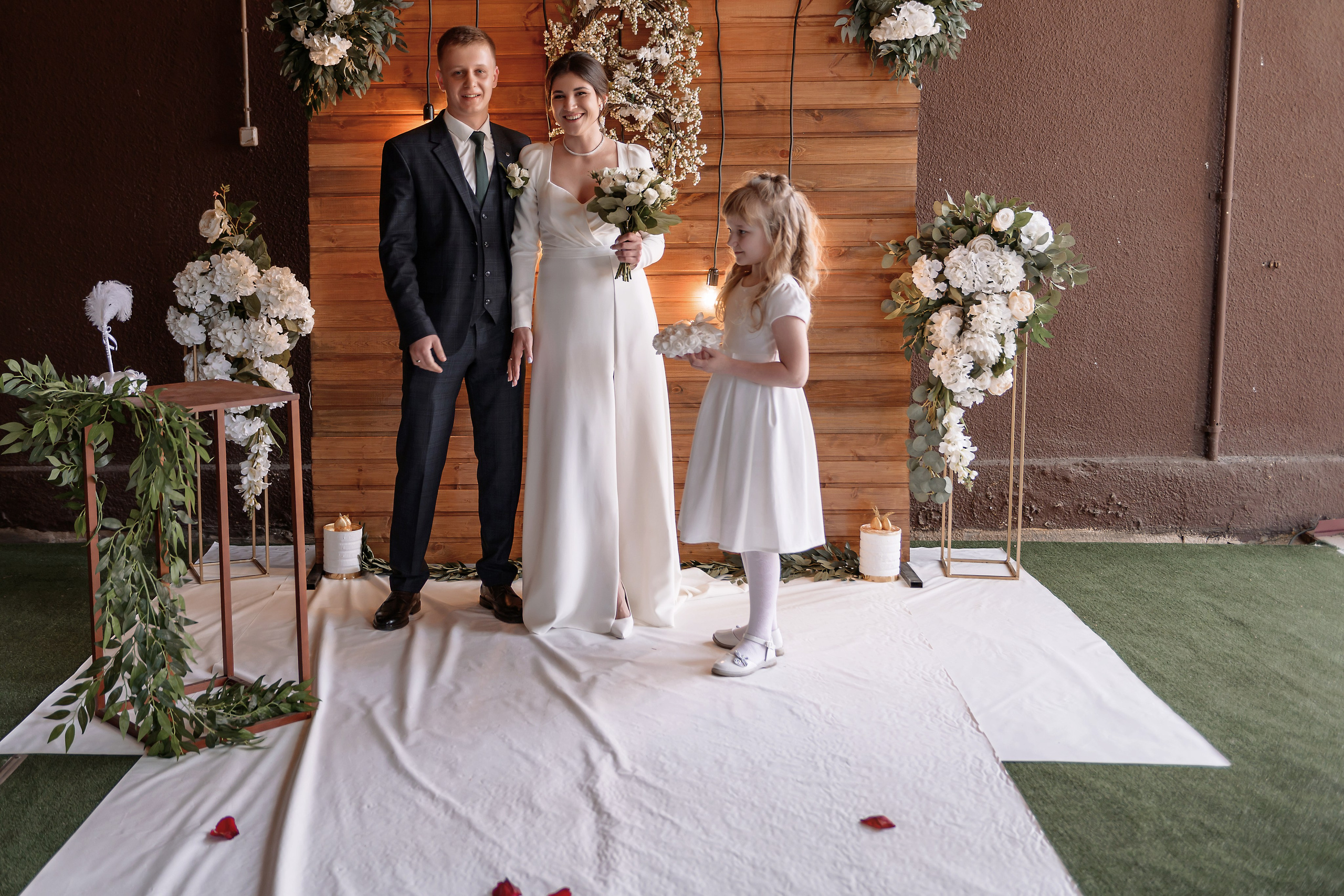 Эдуард и Виктория. Свадебный фотограф Белгород Валуйки Старый Оскол Воронеж