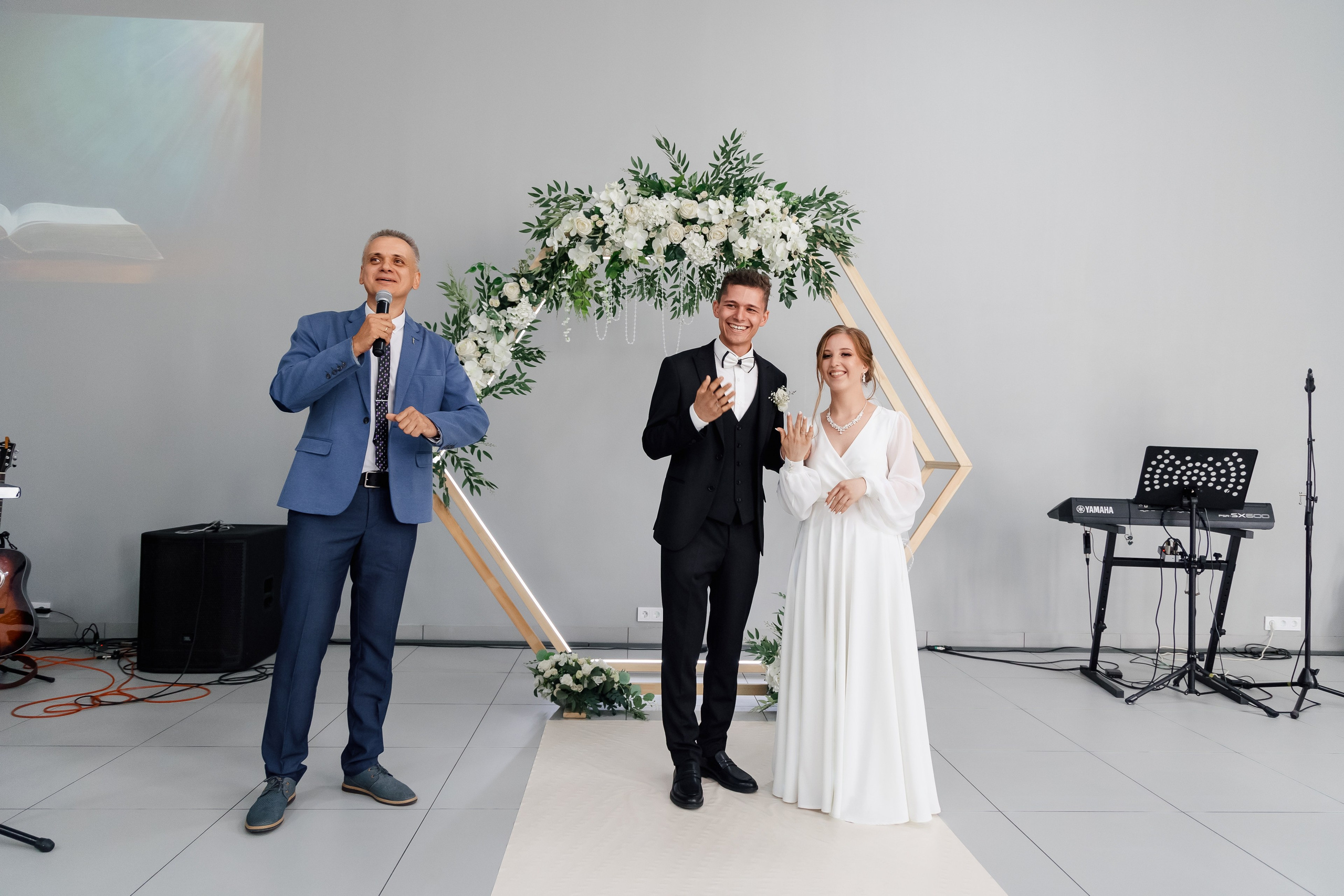 Тимофей и Маргарита. Озеро Лотосов. Венчание в церкви. Свадебный фотограф в Хабаровске