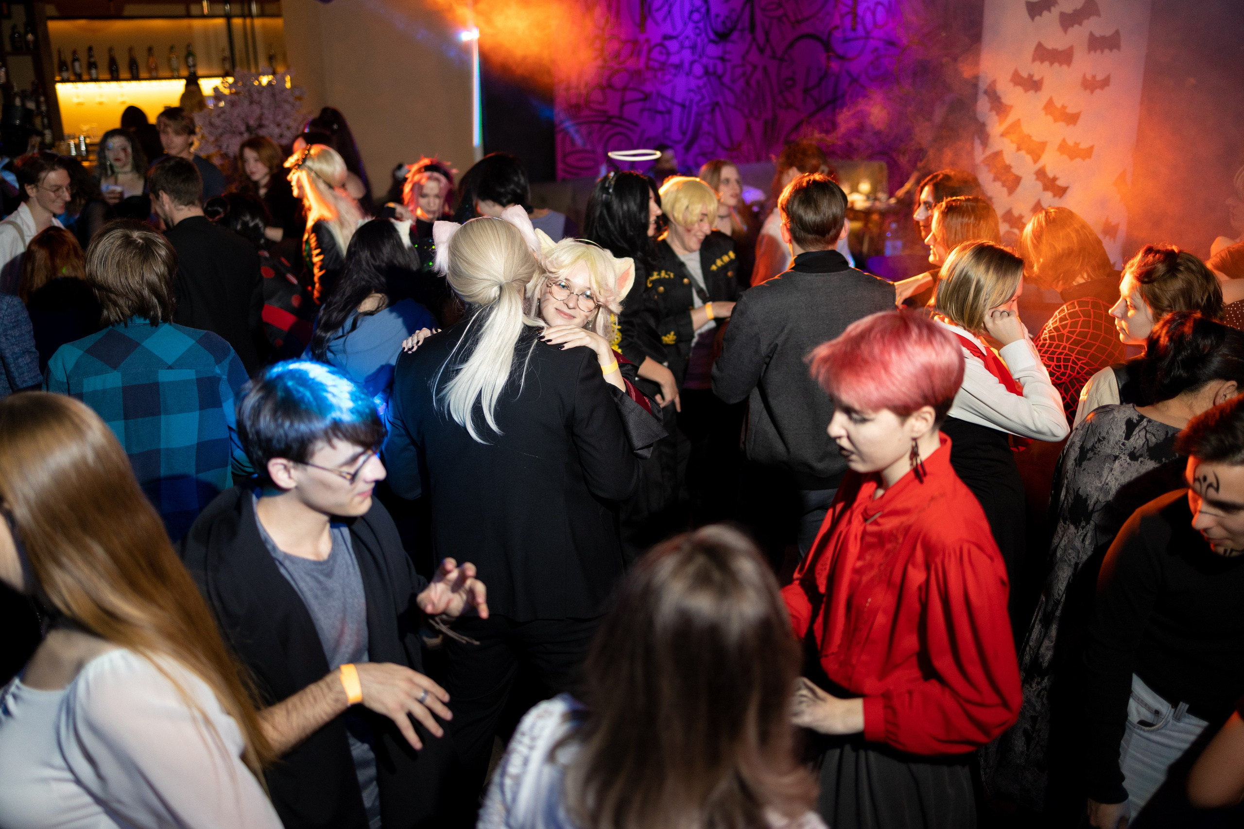 ГИКROLL: ночь Дракулы. Олег Катакинов| Репортажный фотограф в городе у моря (Владивосток)