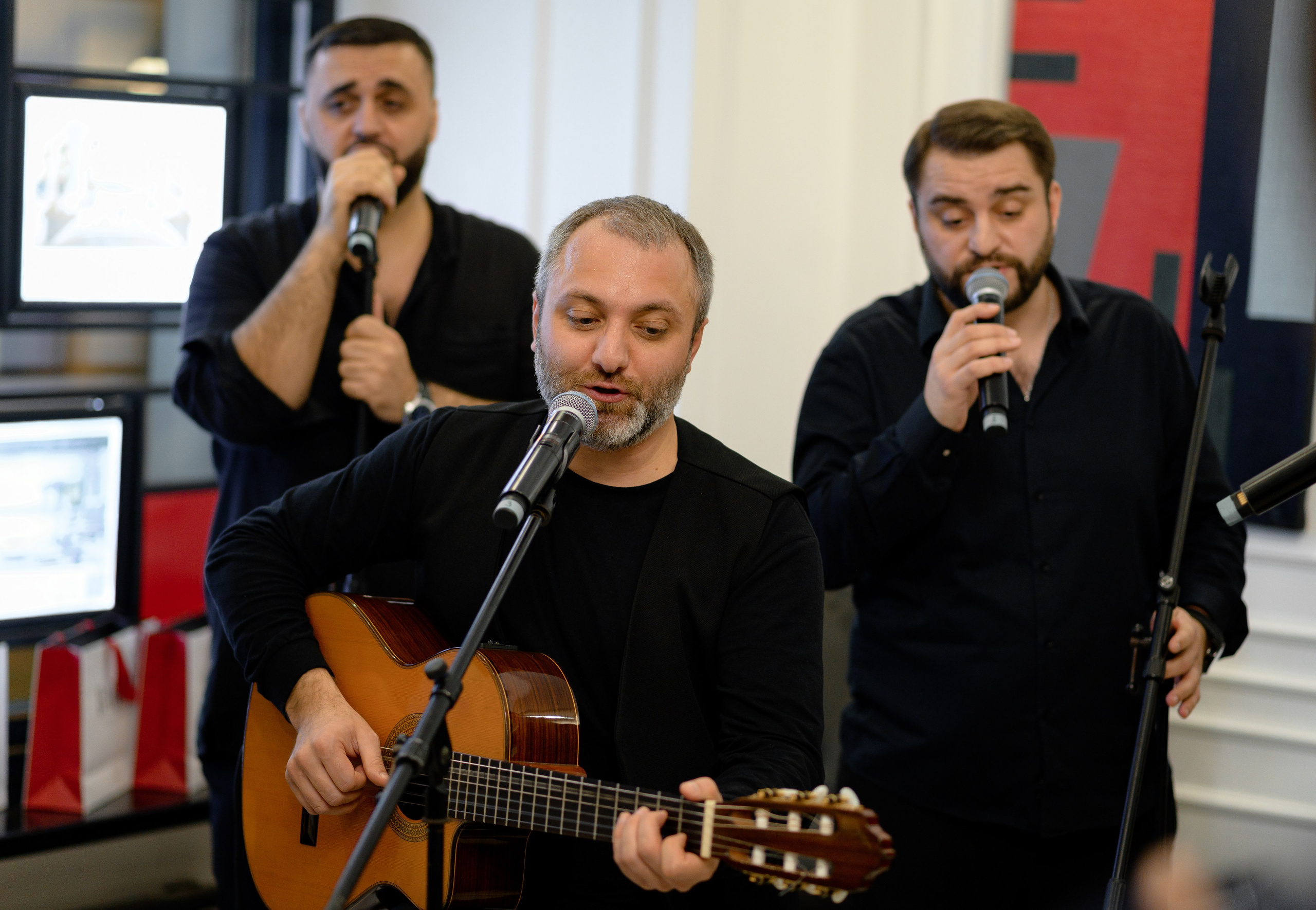 BARNES. РЕПОРТАЖНЫЙ И БИЗНЕС ФОТОГРАФ В МОСКВЕ, ЕГОР НИКОЛАЕВ