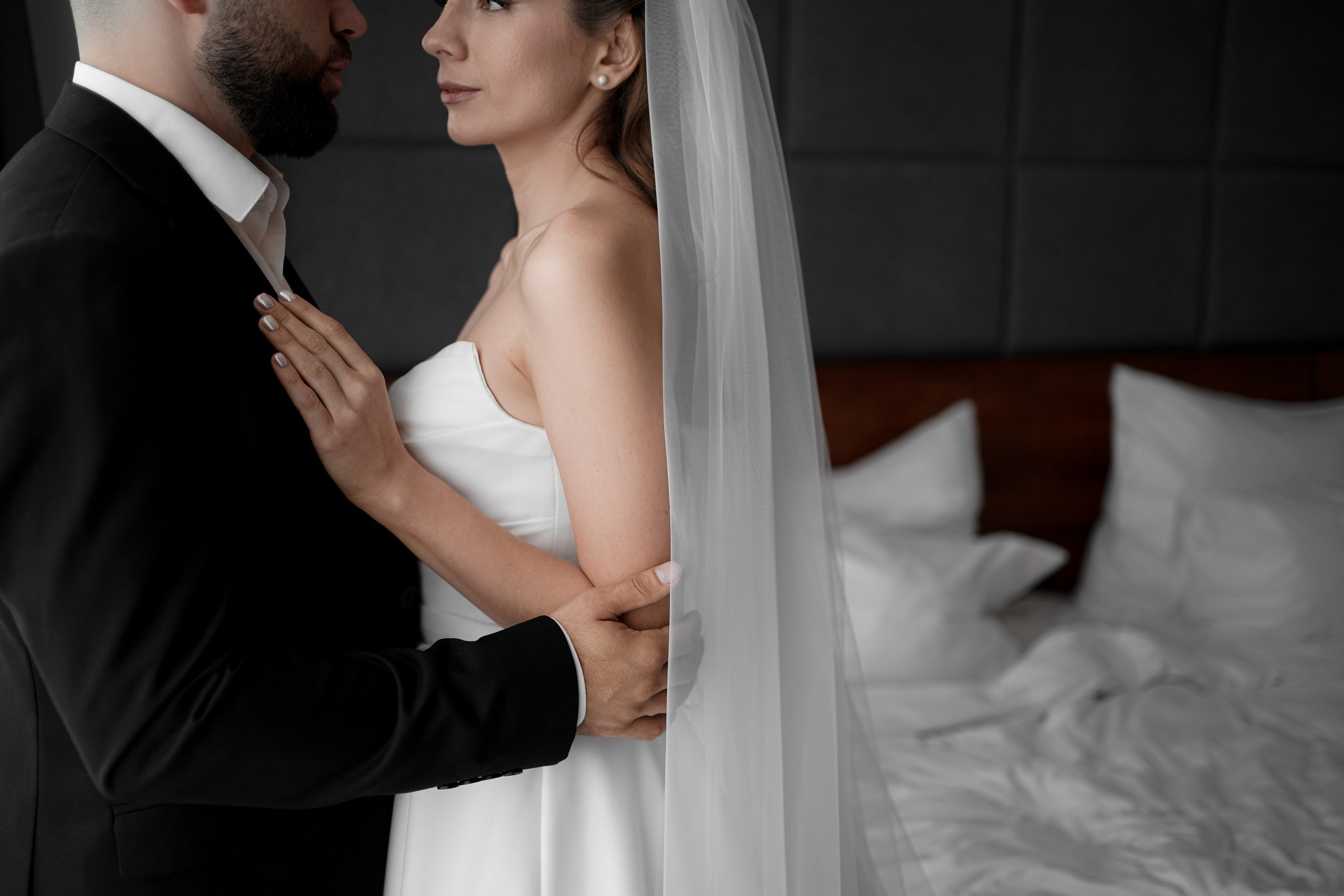 Виктория и Тарон в отеле Арка. Свадебный фотограф Ростов-на-Дону. Свадебный фотограф в Ростове-на-Дону. Таинство Крещения и Венчания, семейные фотосессии. Алёна Чёботова