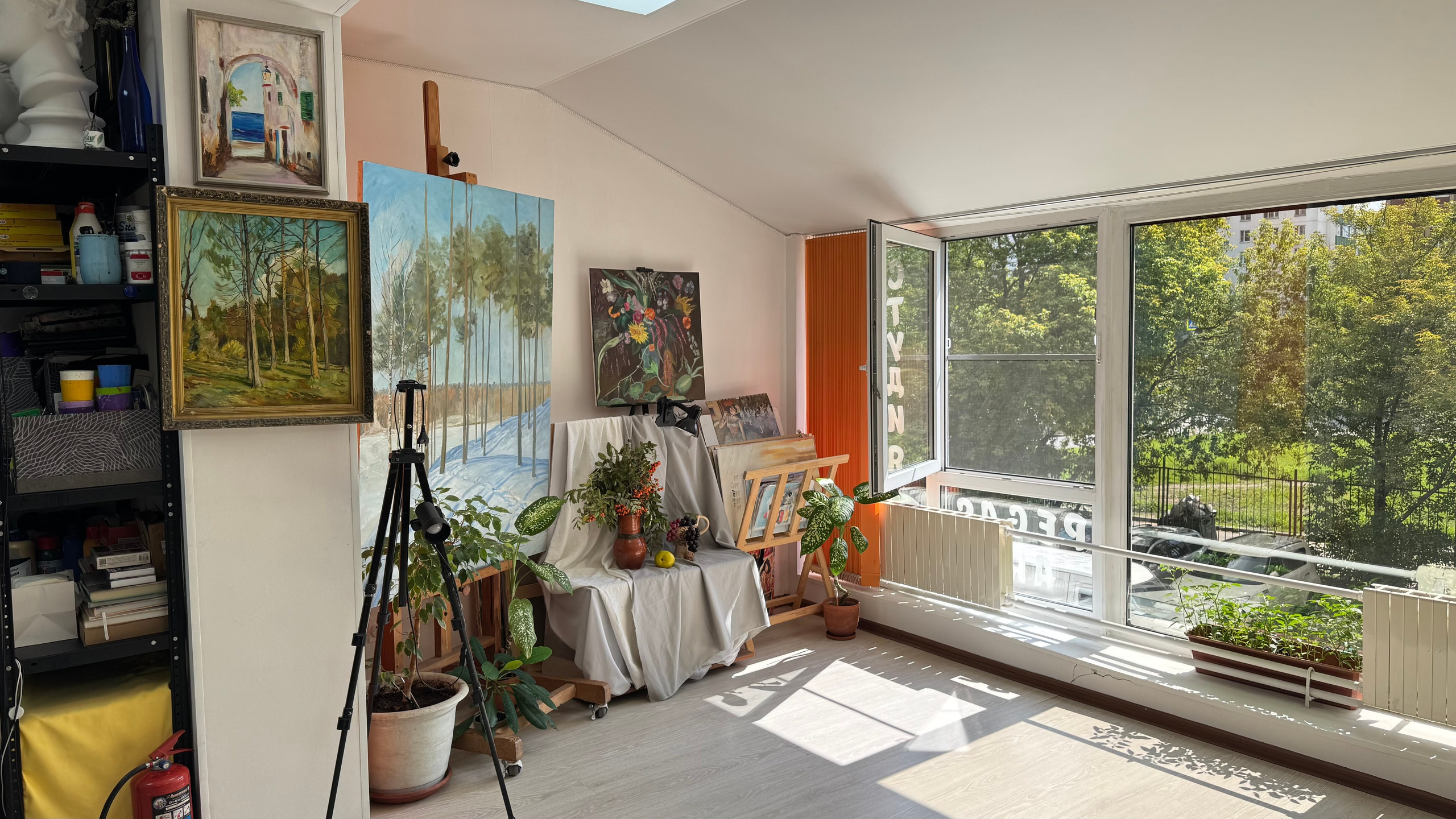 Контакты. Арт-вечеринки и мастер-классы в Москве для взрослых и детей