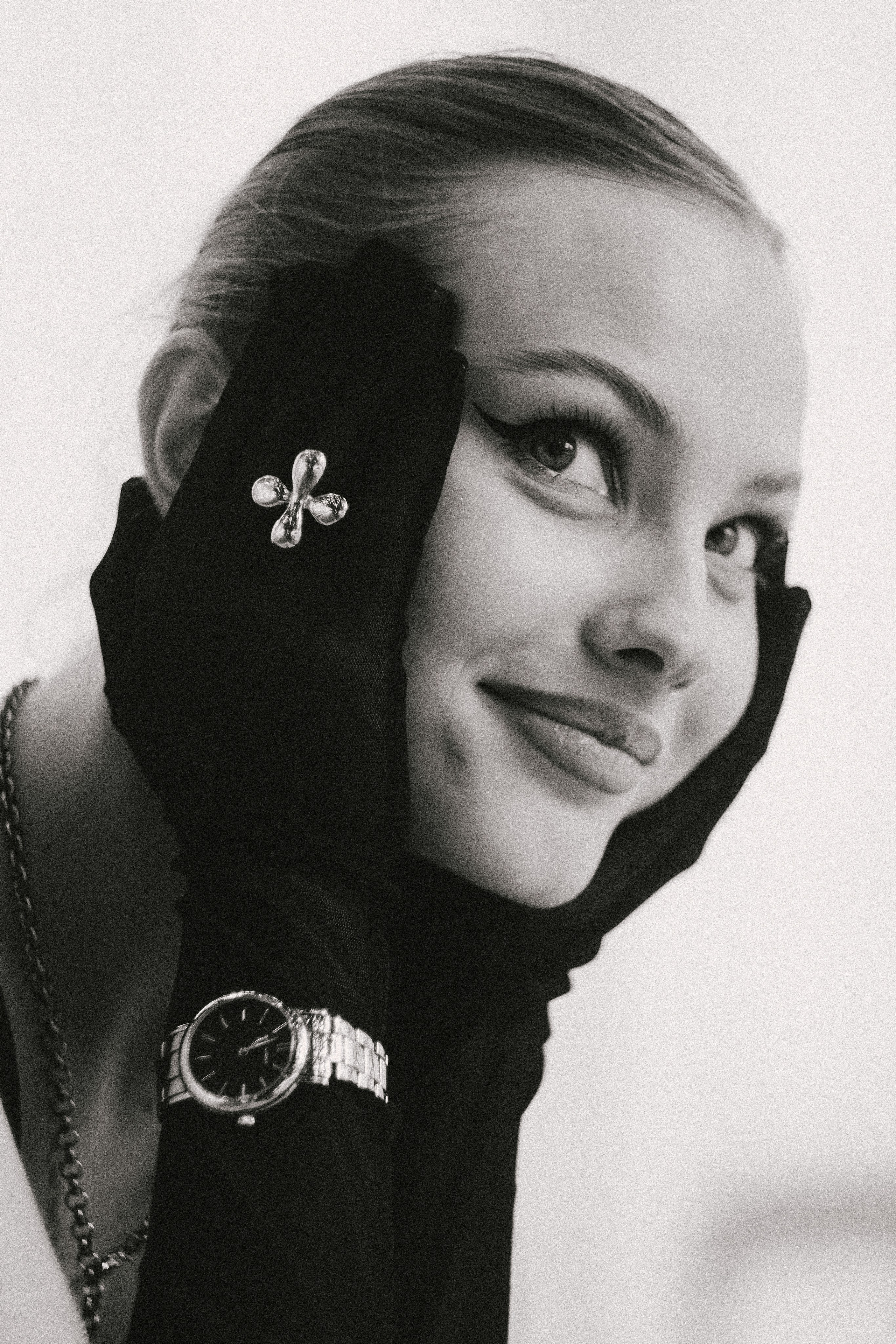 Вероника. About