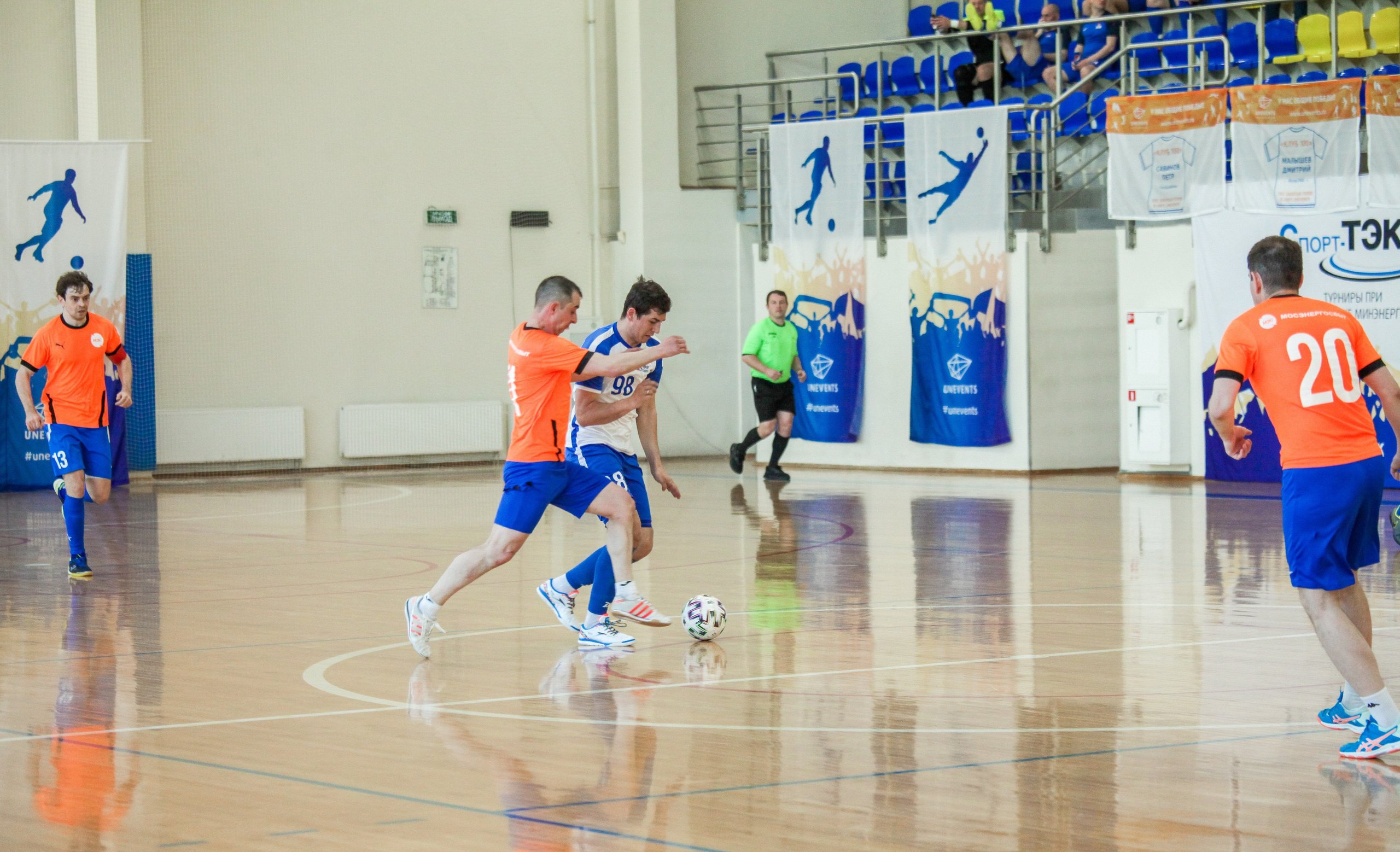 Турнир по минифутболу. Репортажный, семейный, свадебный, портретный фотограф