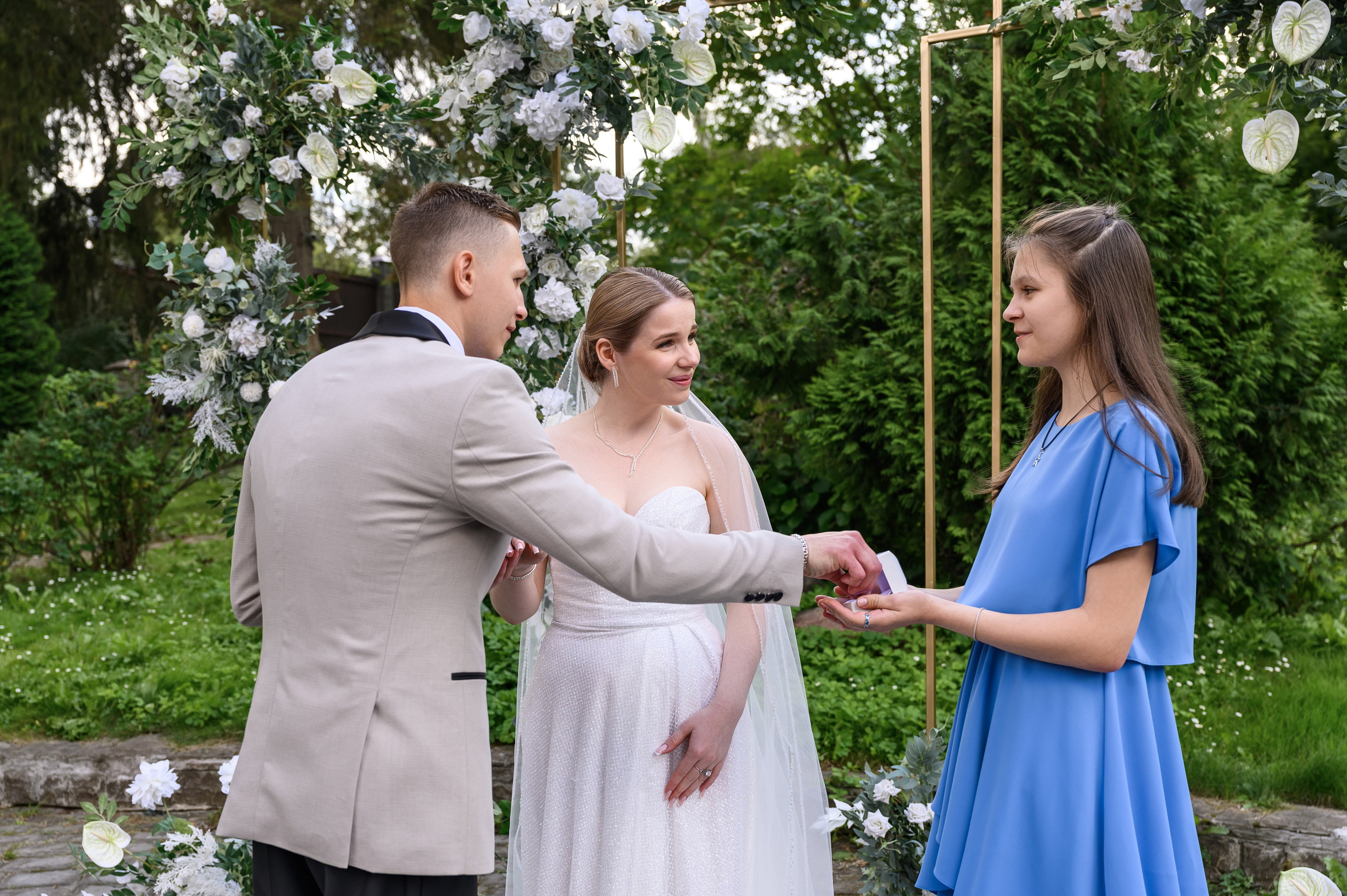 Свадебная фотосессия Банкетный зал Замок Монсоро. Свадебный фотограф Москва Юрий Кульман