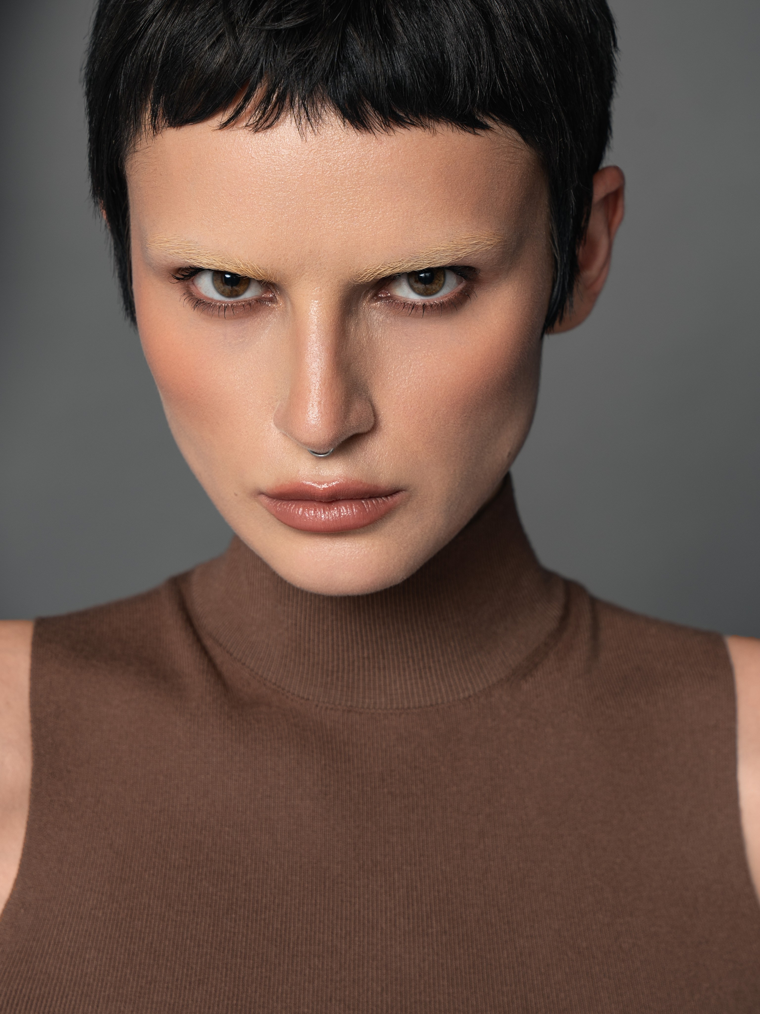 FASHION. Фотограф Брендов Москва Lada Contrasts съемка одежды Fashion