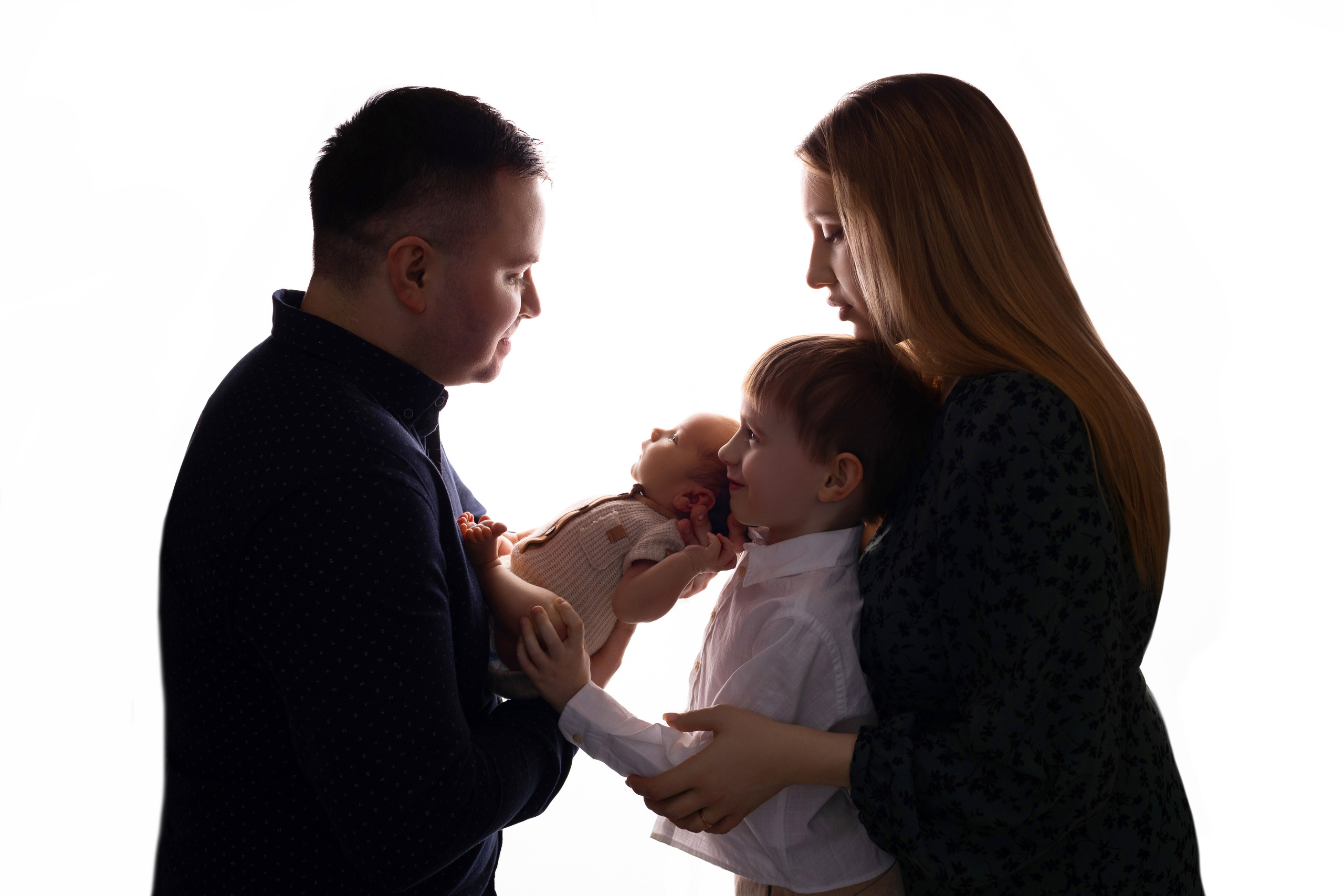 Семейные кадры от Elvira Kamaeva. Фотограф новорожденных малышей в Омске и Омской области Эльвира Камаева