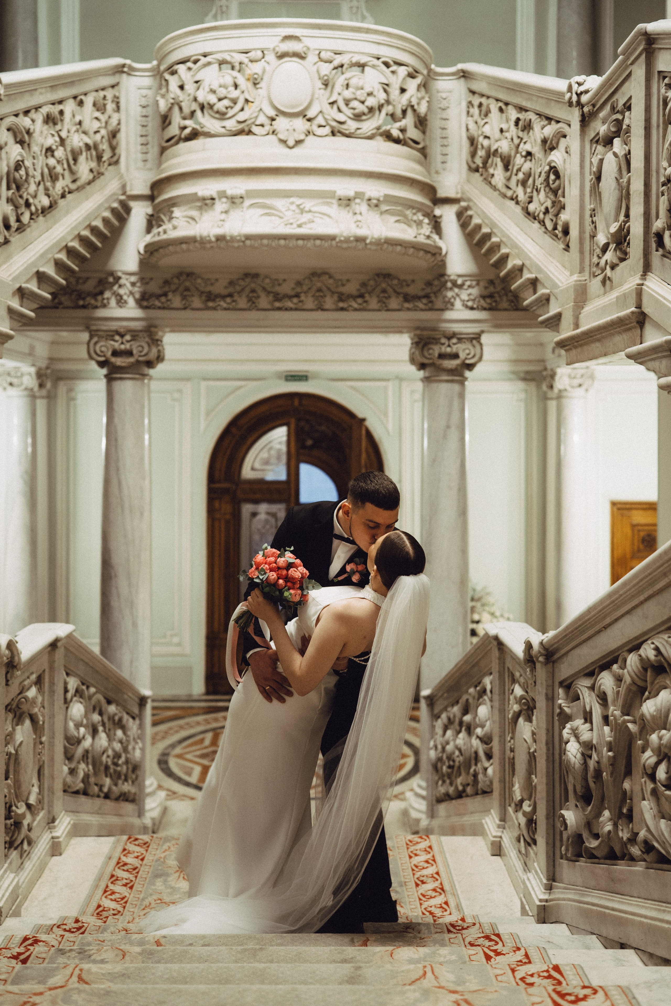 СВАДЕБНАЯ СЬЕМКА В ПЕВОМ ДВОРЦЕ БРАКОСОЧЕТАНИЯ. Профессиональный фотограф, Санкт-Петербург — Виктория Богомолова
