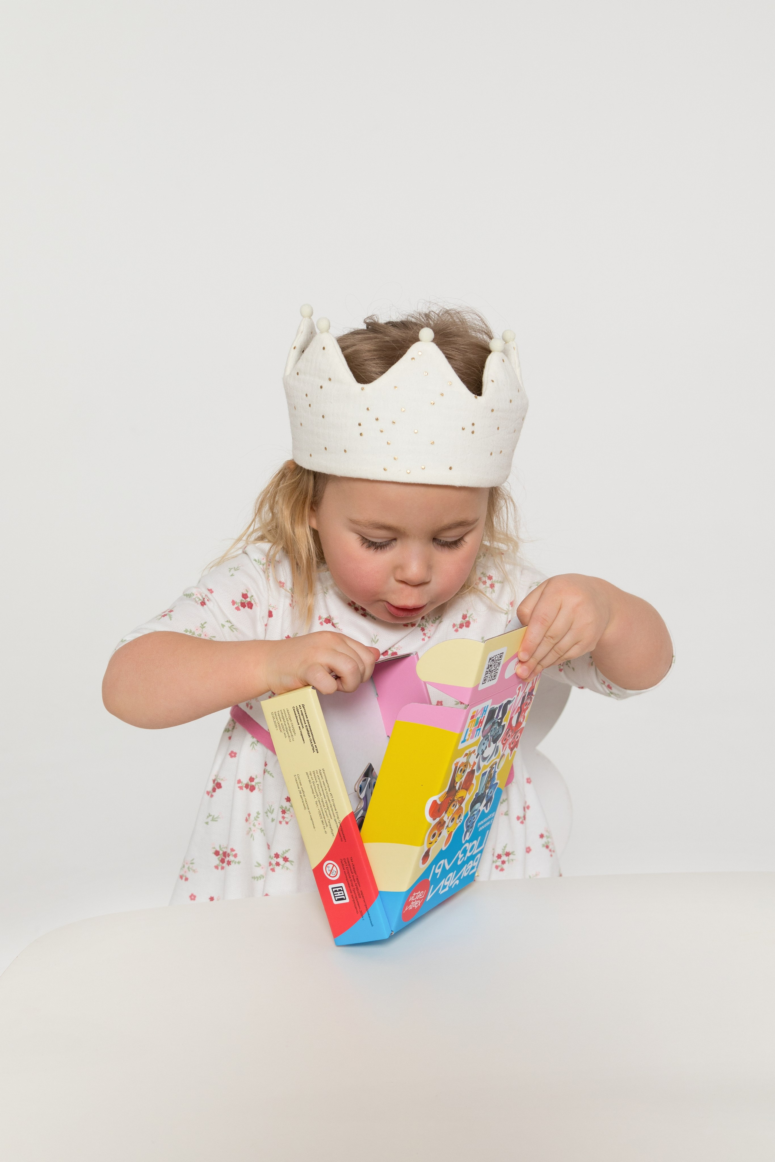 Имиджевая и каталожная съёмка для бренда детских пазлов. Детский и контент фотограф Надя Волкова Санкт-Петербург