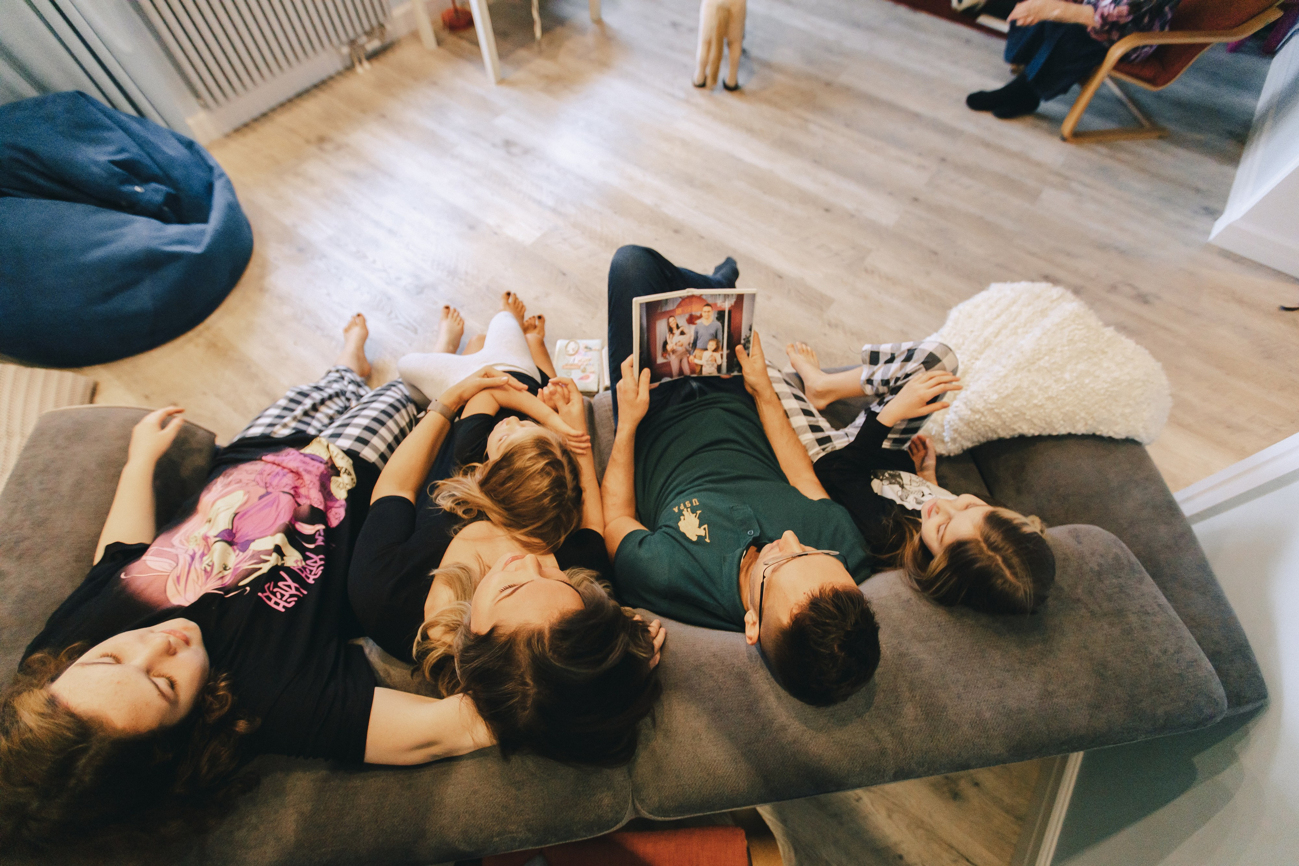 Игорь, Лера, Миля, Ксюша и Аня. Фотограф Таганрог Любимая Надя