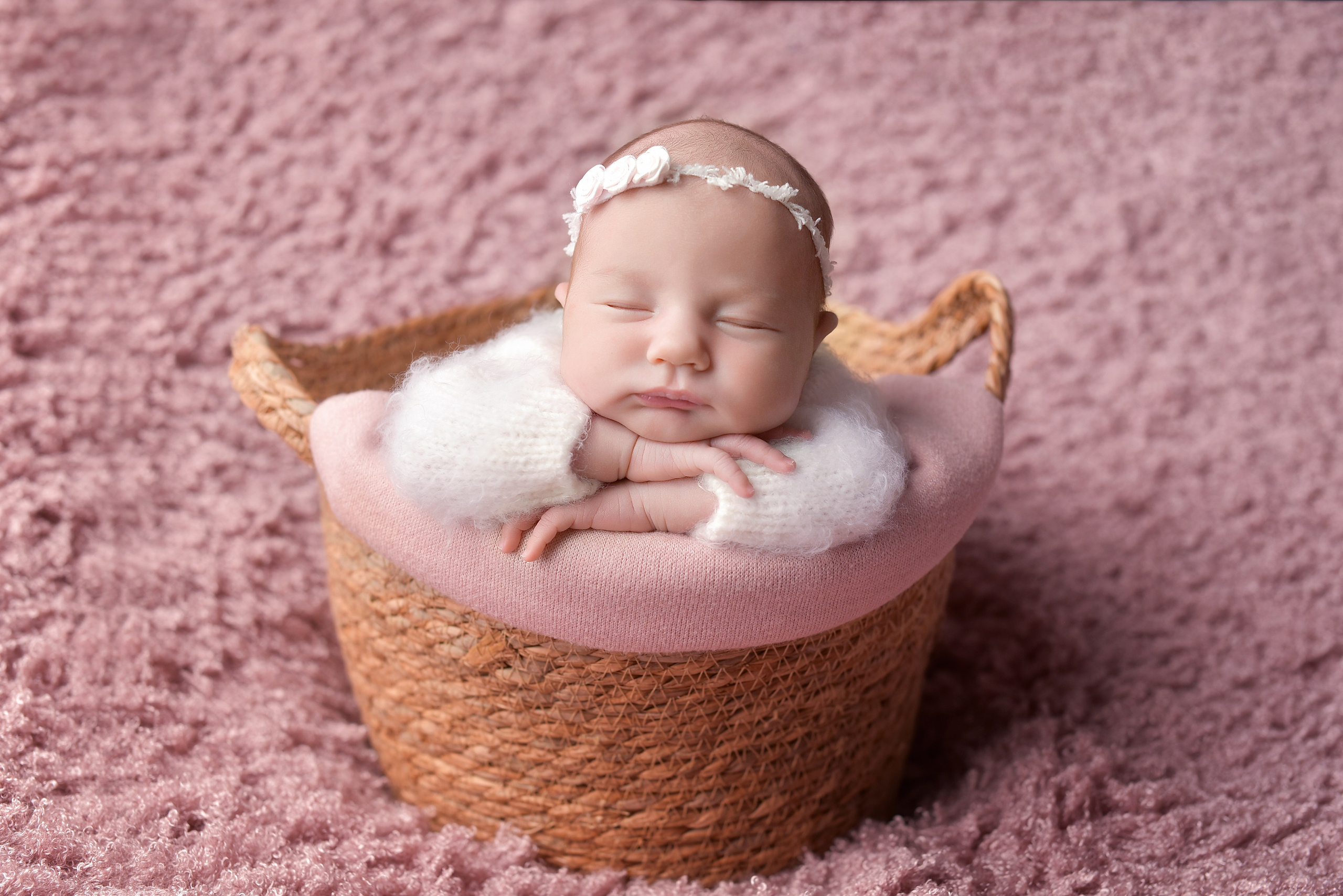 Девочки. Елена Комиссарова-фотограф новорожденных в г. Иваново