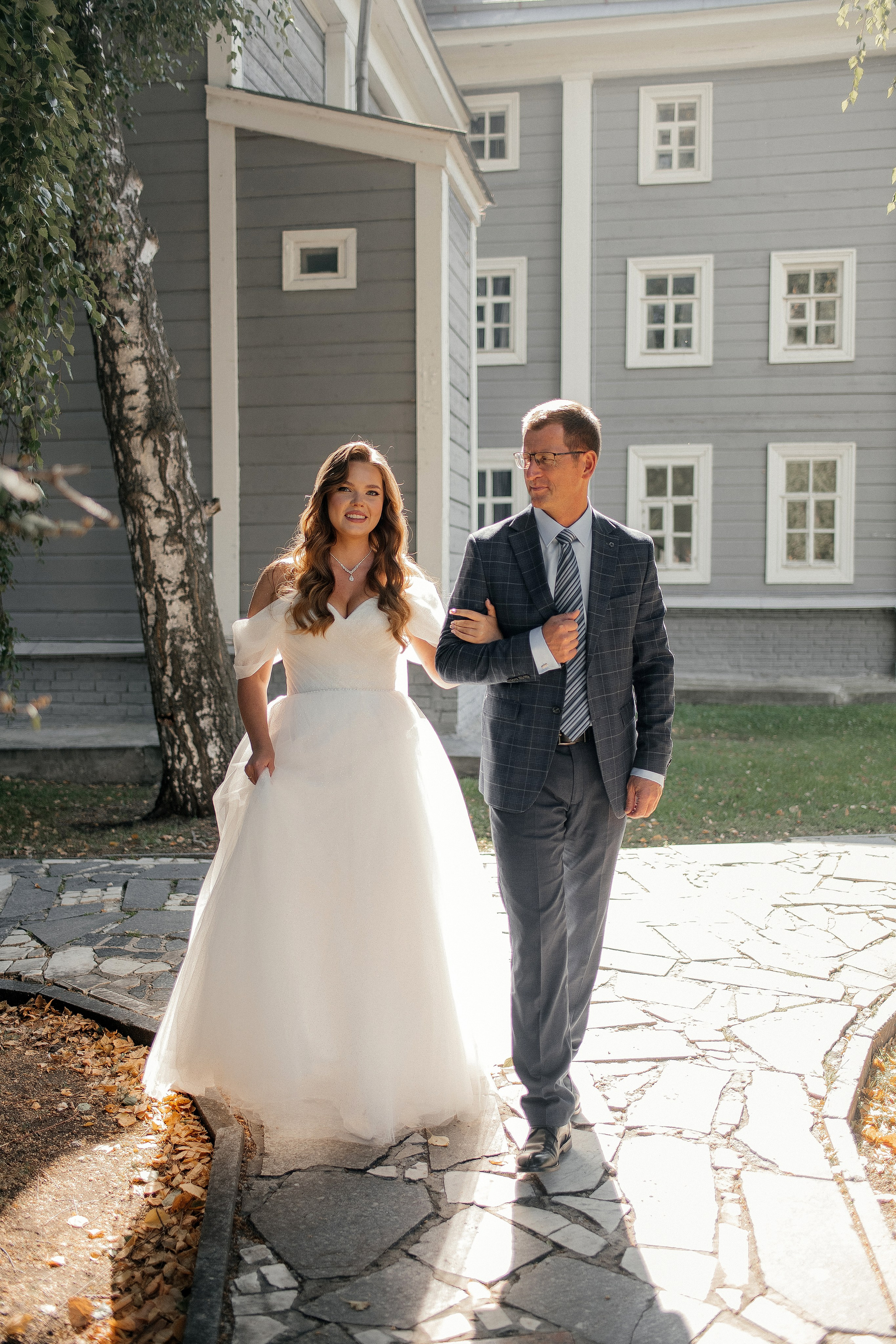 Михаил и Анна. Главная