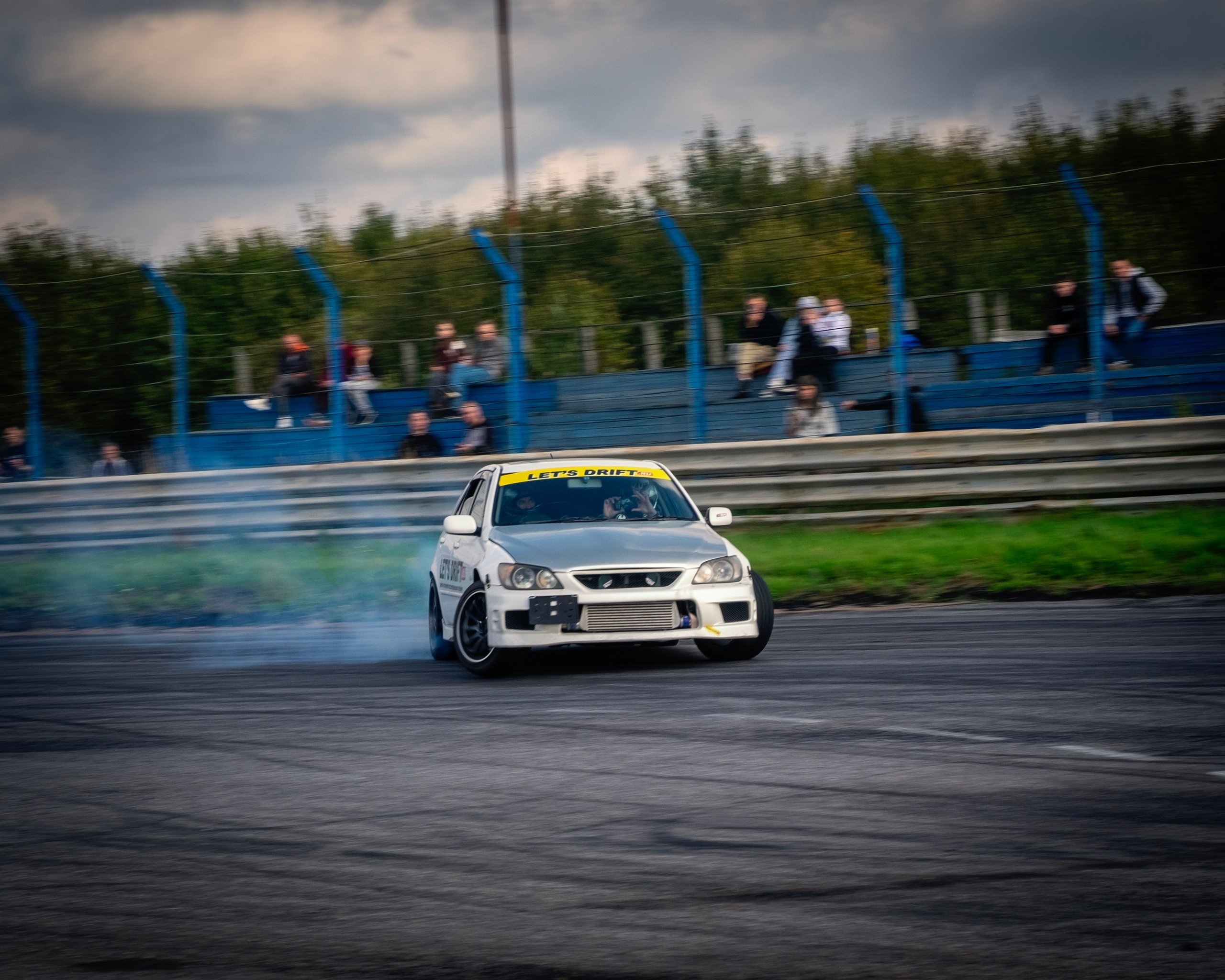 AUTODROM FEST 21.09.25. Автомобильные фотографии и рисунки в Санкт-Петербурги Пашков Дмитрий