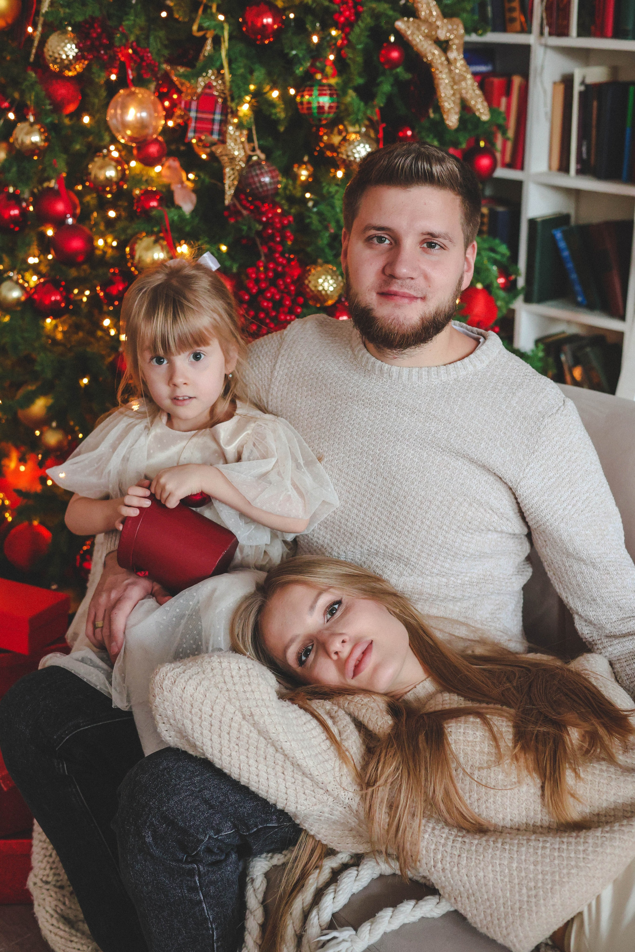 Новогодняя история «Кира и ее семья». Фотограф в Москве Анастасия Калинина