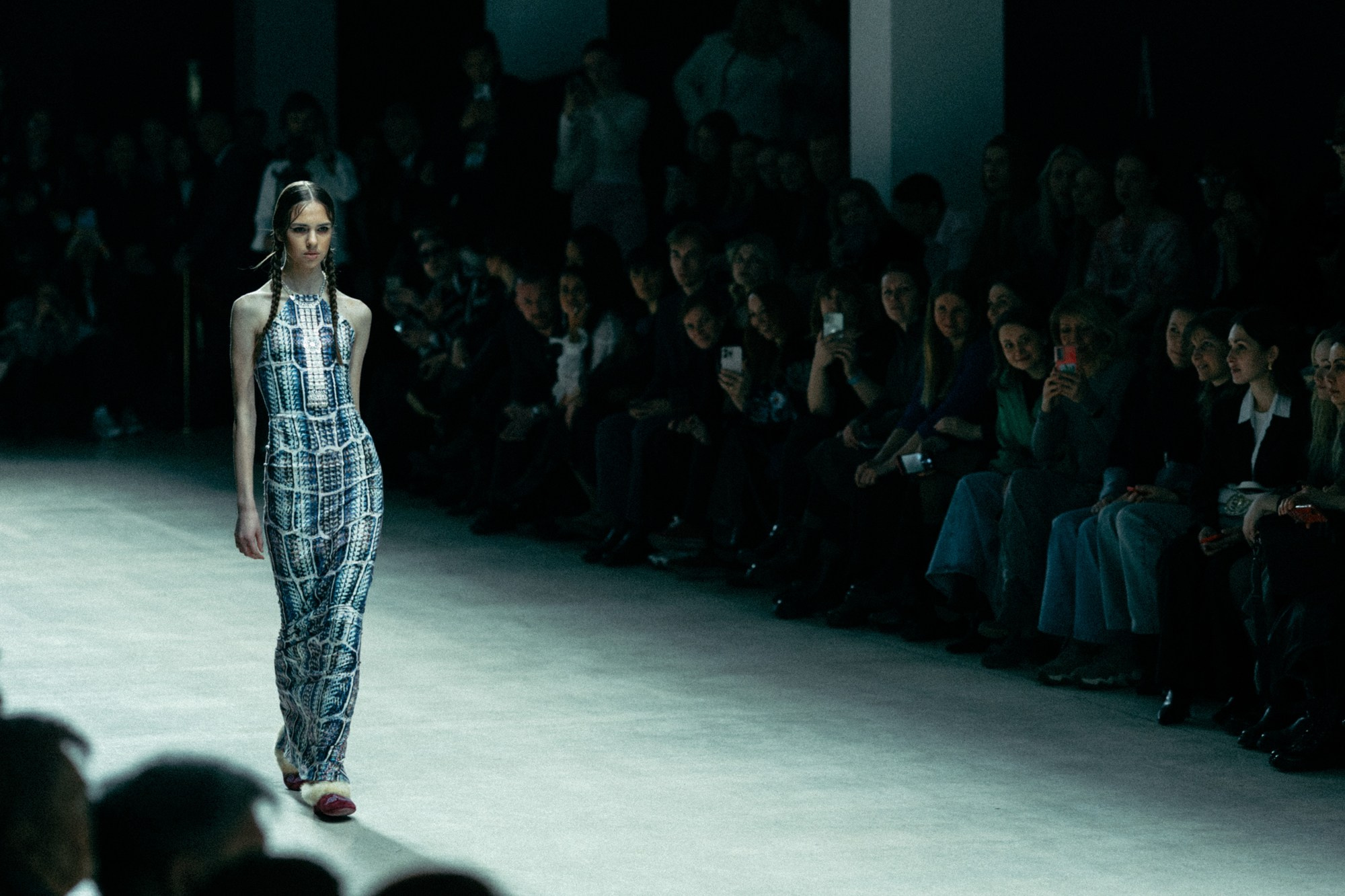 Где мода снимает маски. Backstage недели моды в Москве. Татьяна Фомичева. Репортажный и светский фотограф в Москве