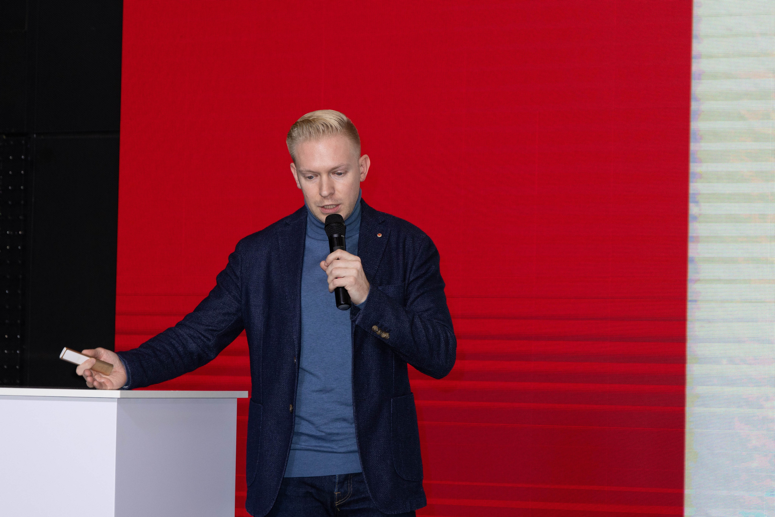 СПИКЕРЫ. PRO-AGELESS