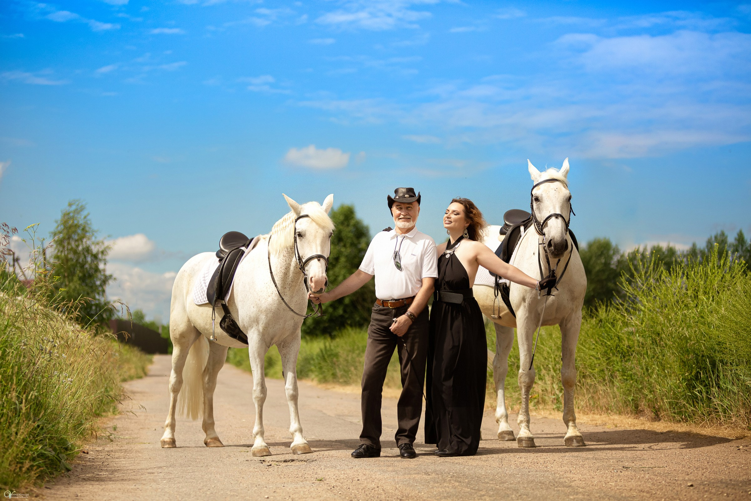 Фотосессия отца и дочери, семейная фотосессия с лошадьми в. ПБ