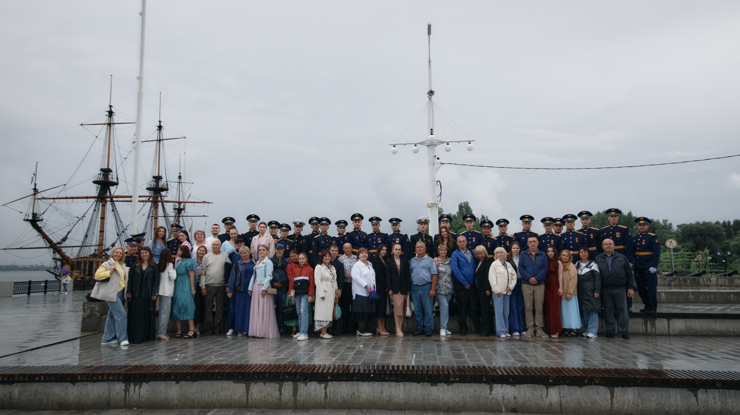 Выпуск Военно Воздушной Академии. Свадебный и репортажный фотограф Дмитрий Кононенко