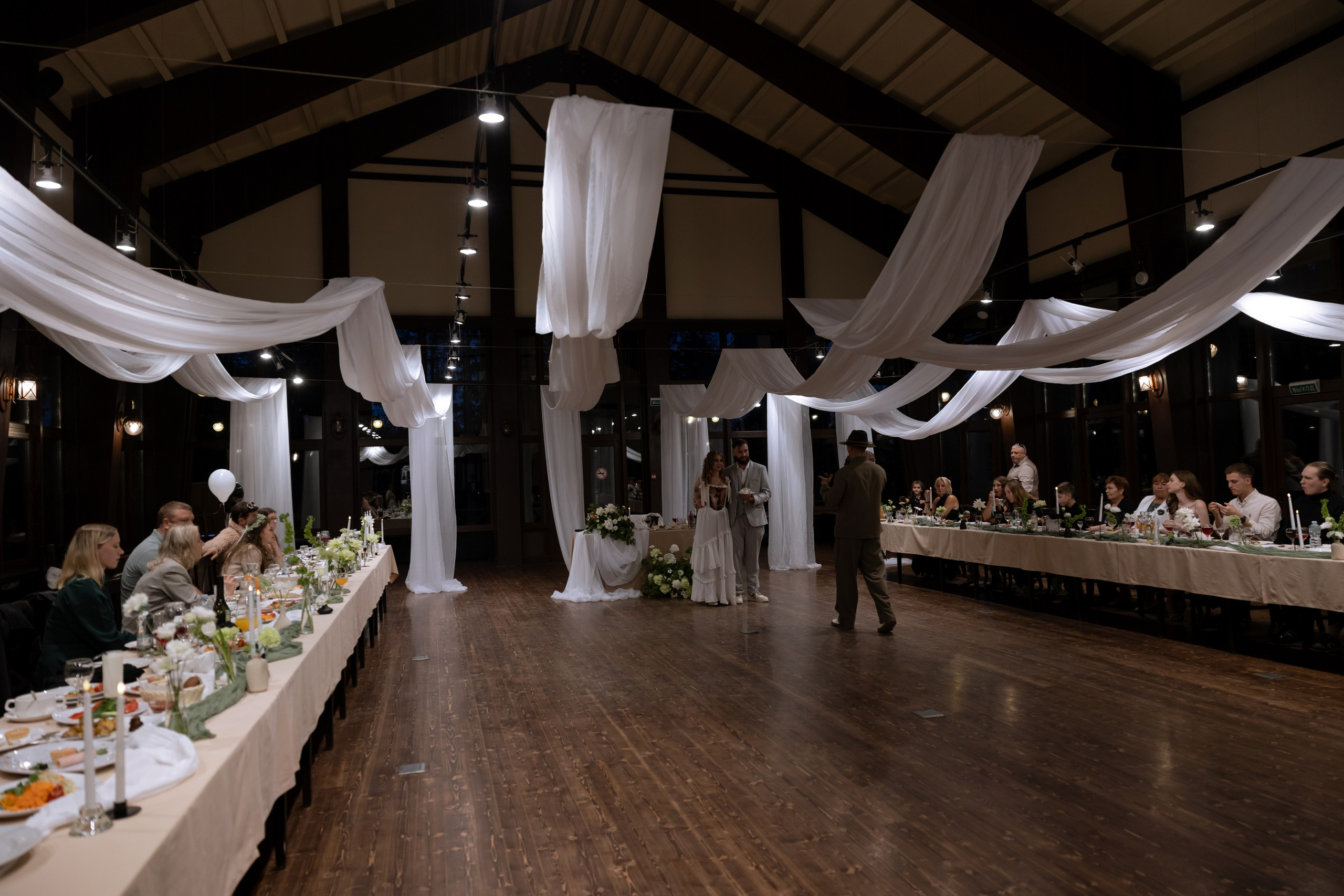 Виктор и Валерия. Свадебный фотограф в Санкт — Петербурге и Ленинградской о