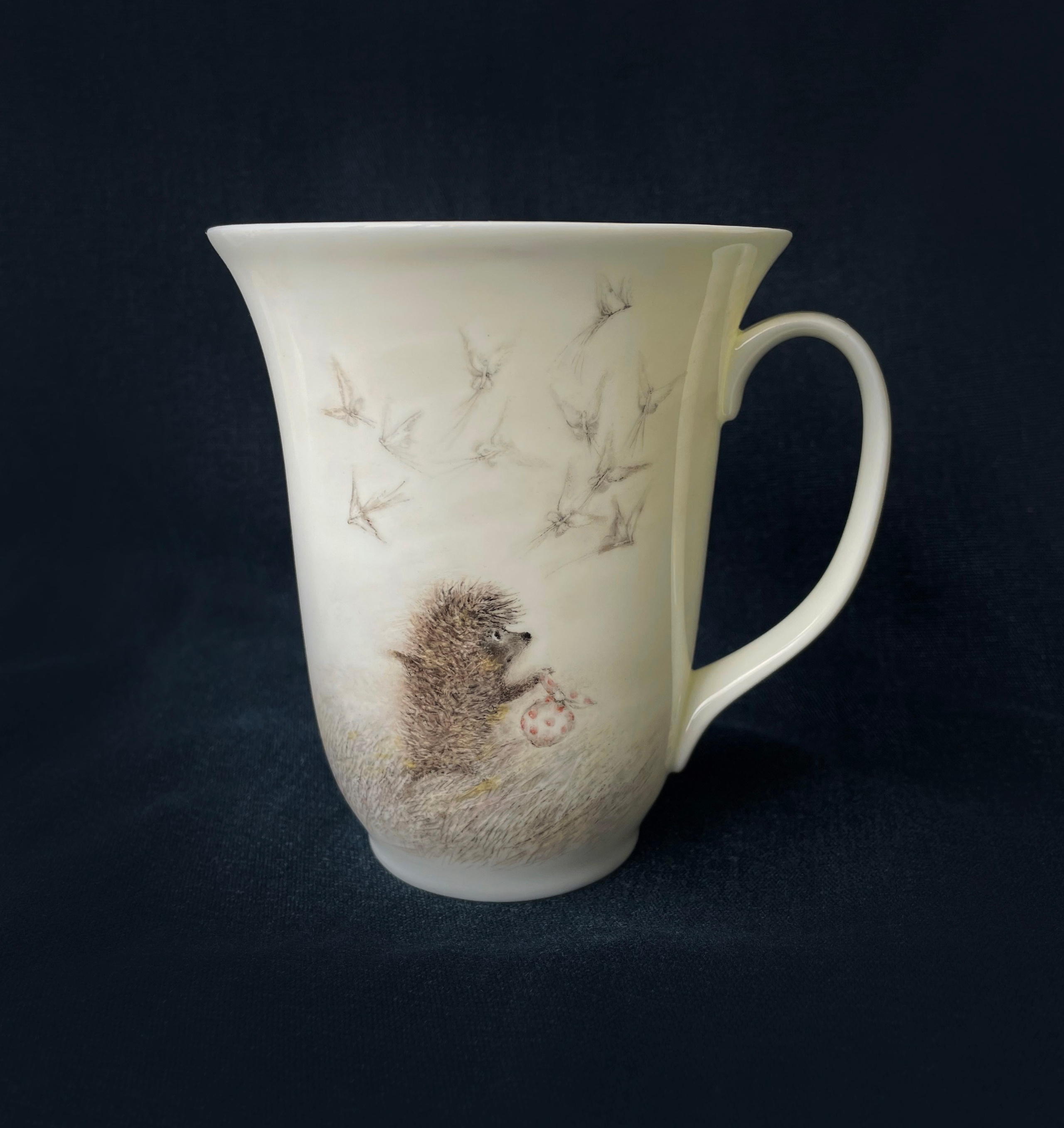 Бокал «Ёжик в тумане» костяной фарфор ИФЗ. Роспись фарфора в Санкт-Петербурге  
