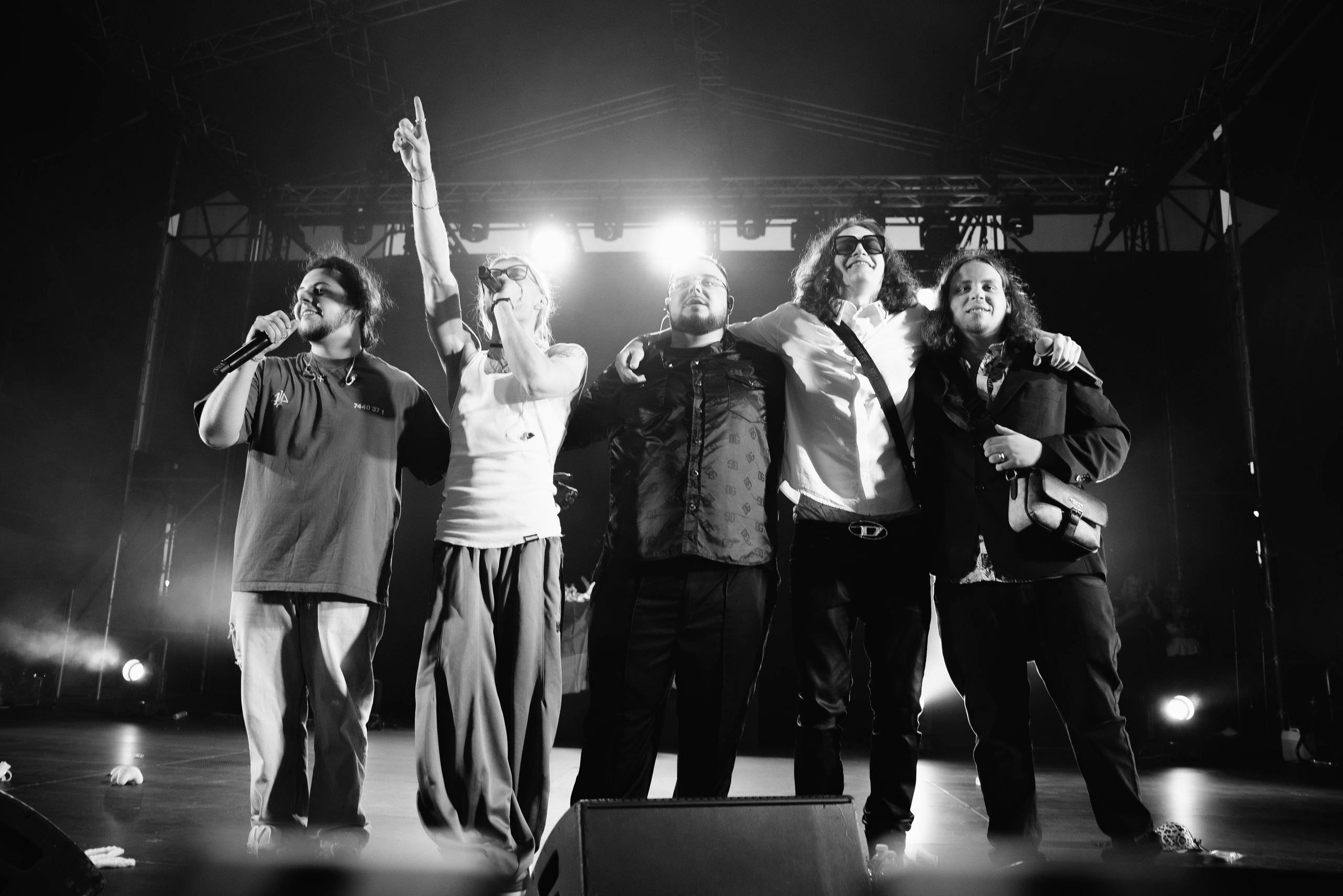 Концерт NKEEI, ARTEM SHILOVETS, UNIQE. Фотограф Нетбай Ксения в Москве Калуге