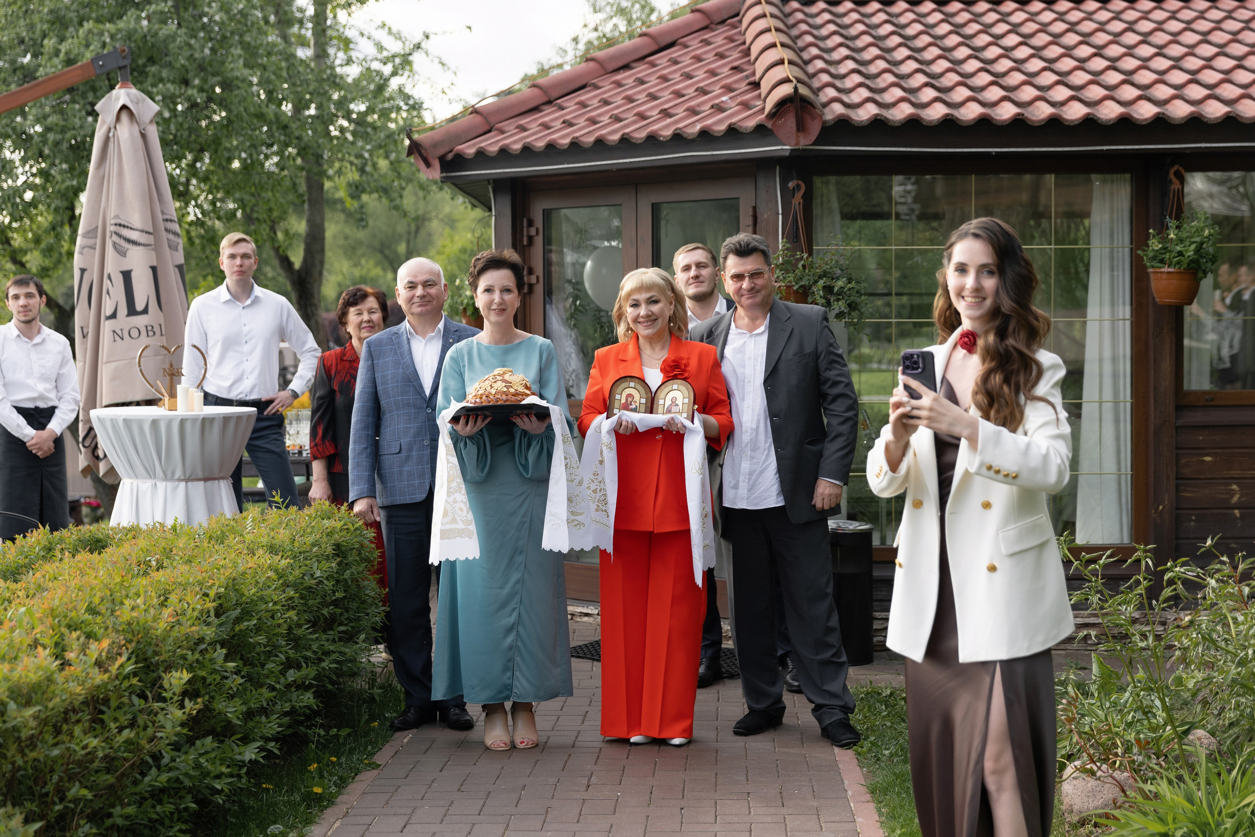 Свадебная фотосессия в Soluxe Hotel и роспись в Савеловском ЗАГСе. Свадебный фотограф в Москве Полина Лелетко