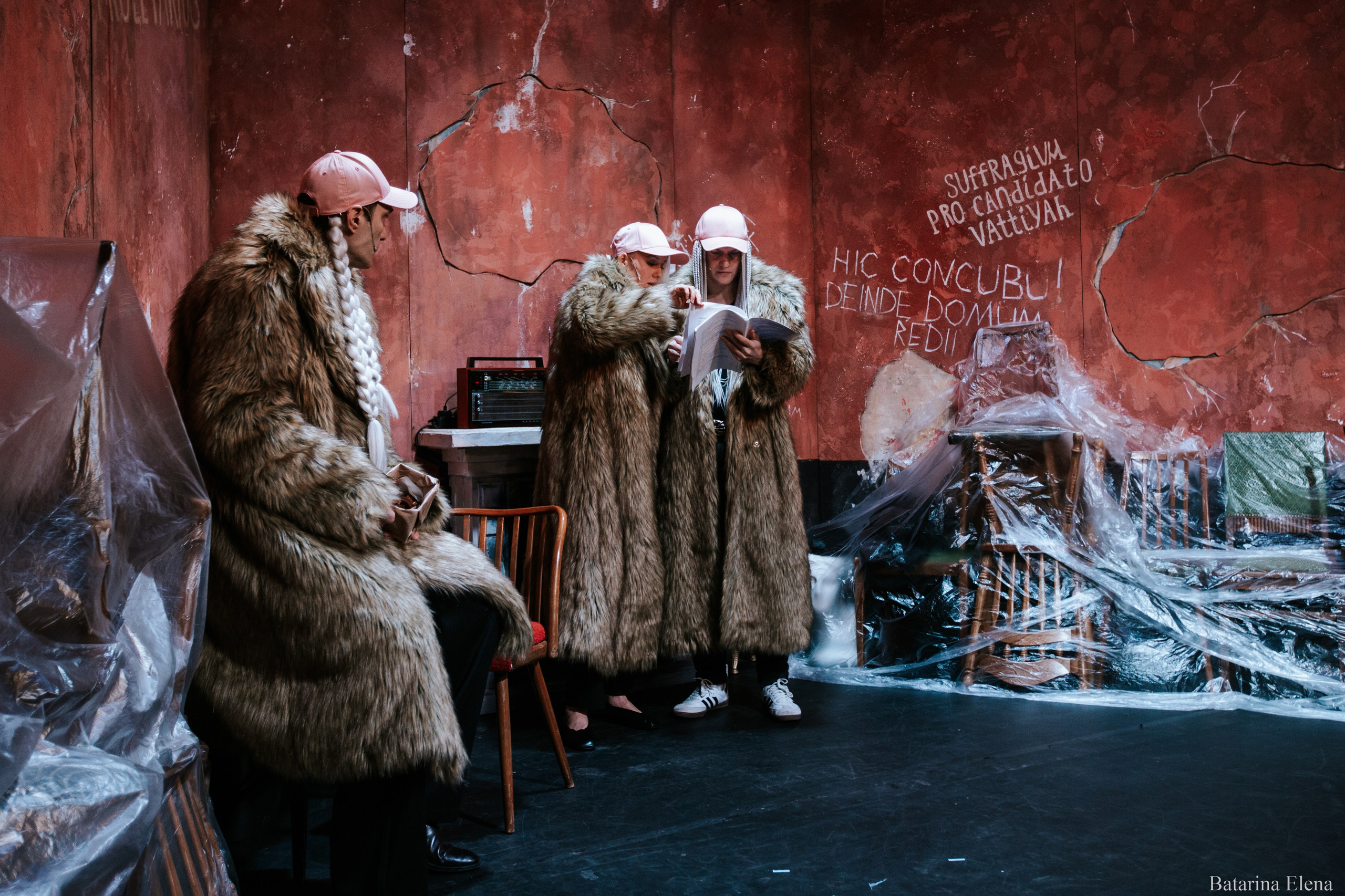 Спектакль «Помпеи». Фотограф Елена Батарина