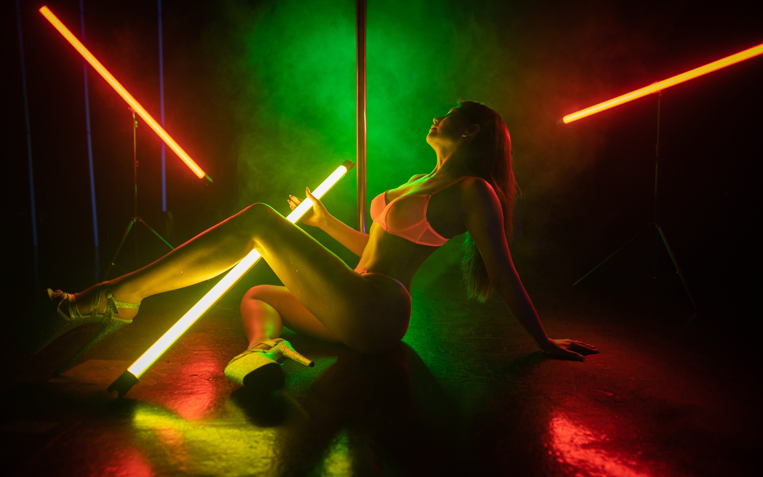 Pole dance. Oborin Sergey — портретный и свадебный фотограф