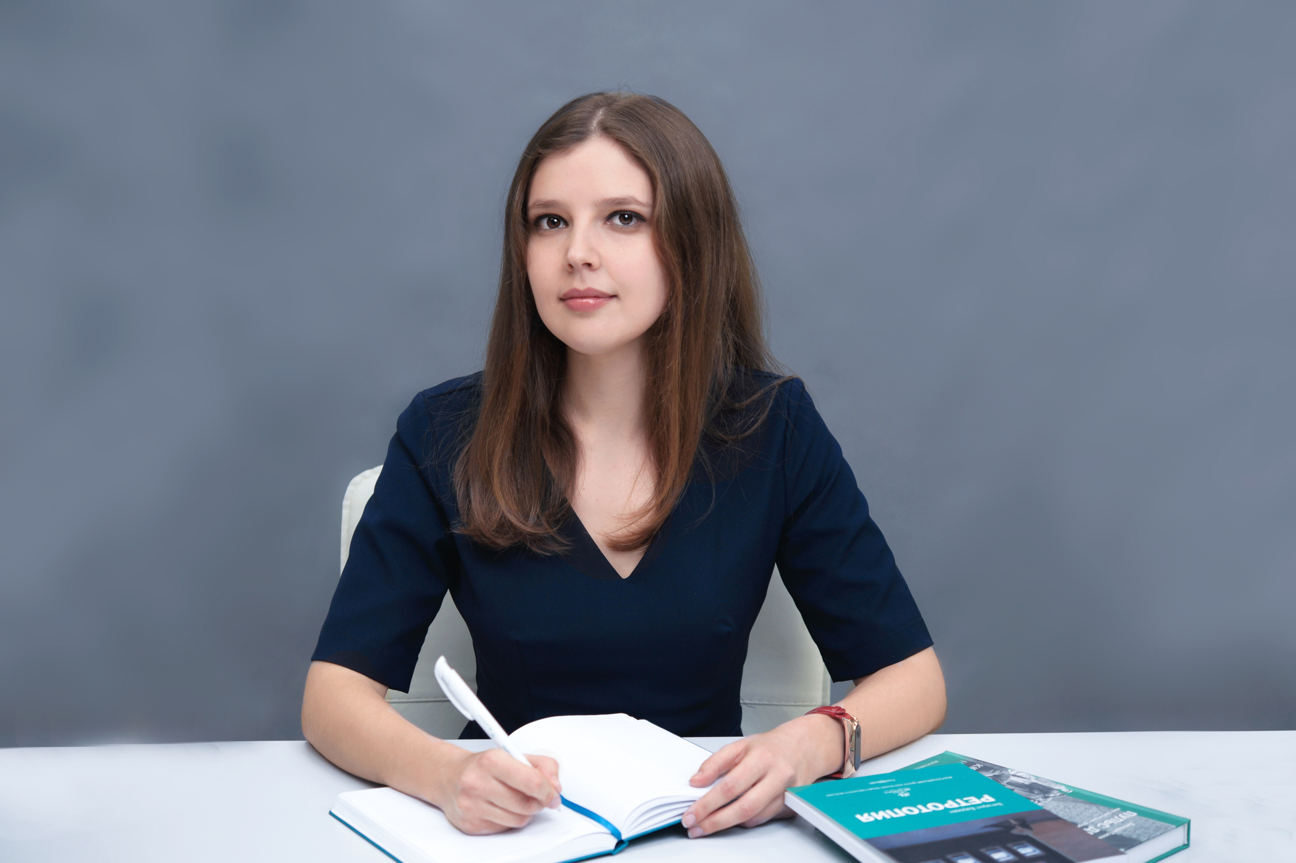 Портреты сотрудников компании по социологическим исследованиям. Фотограф в Москве Елена Брюханова