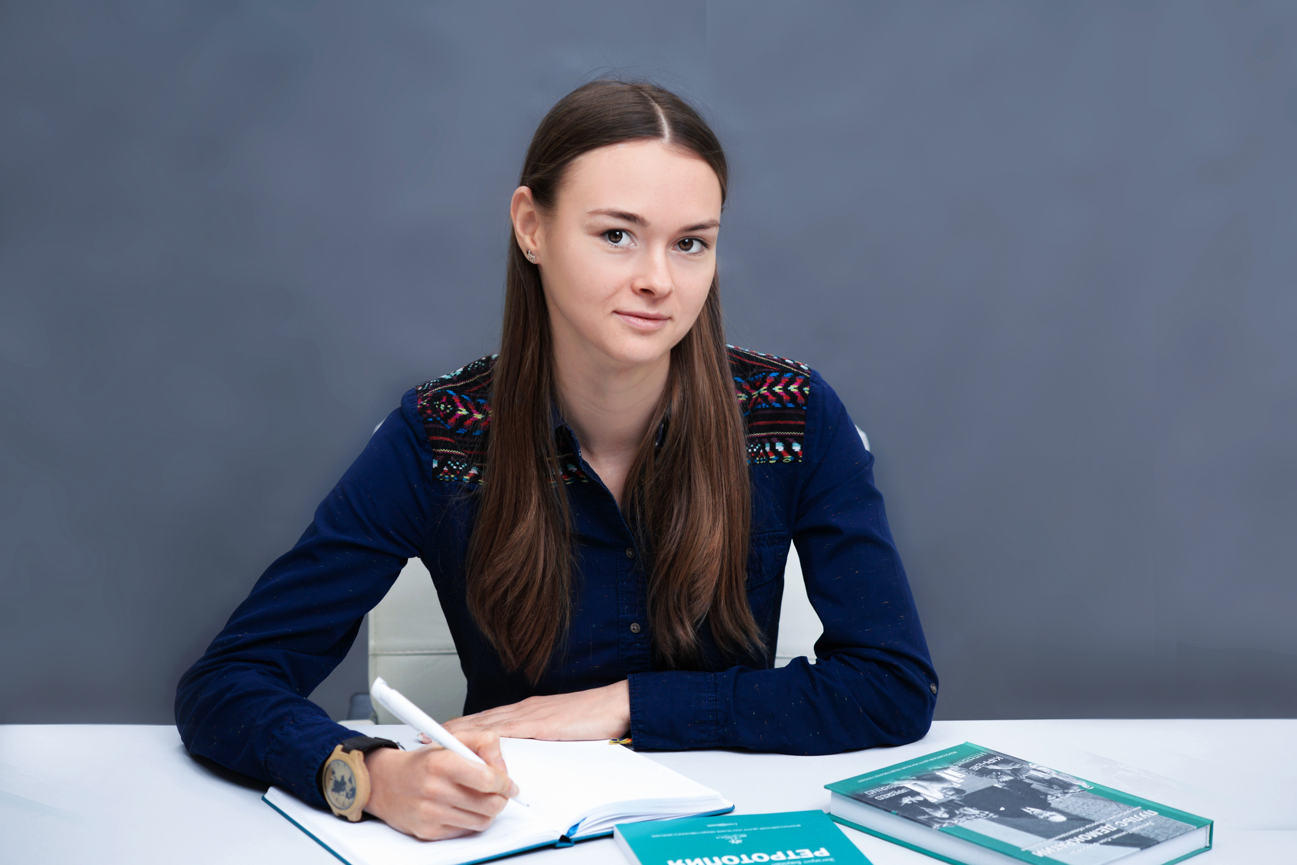 Портреты сотрудников компании по социологическим исследованиям. Фотограф в Москве Елена Брюханова