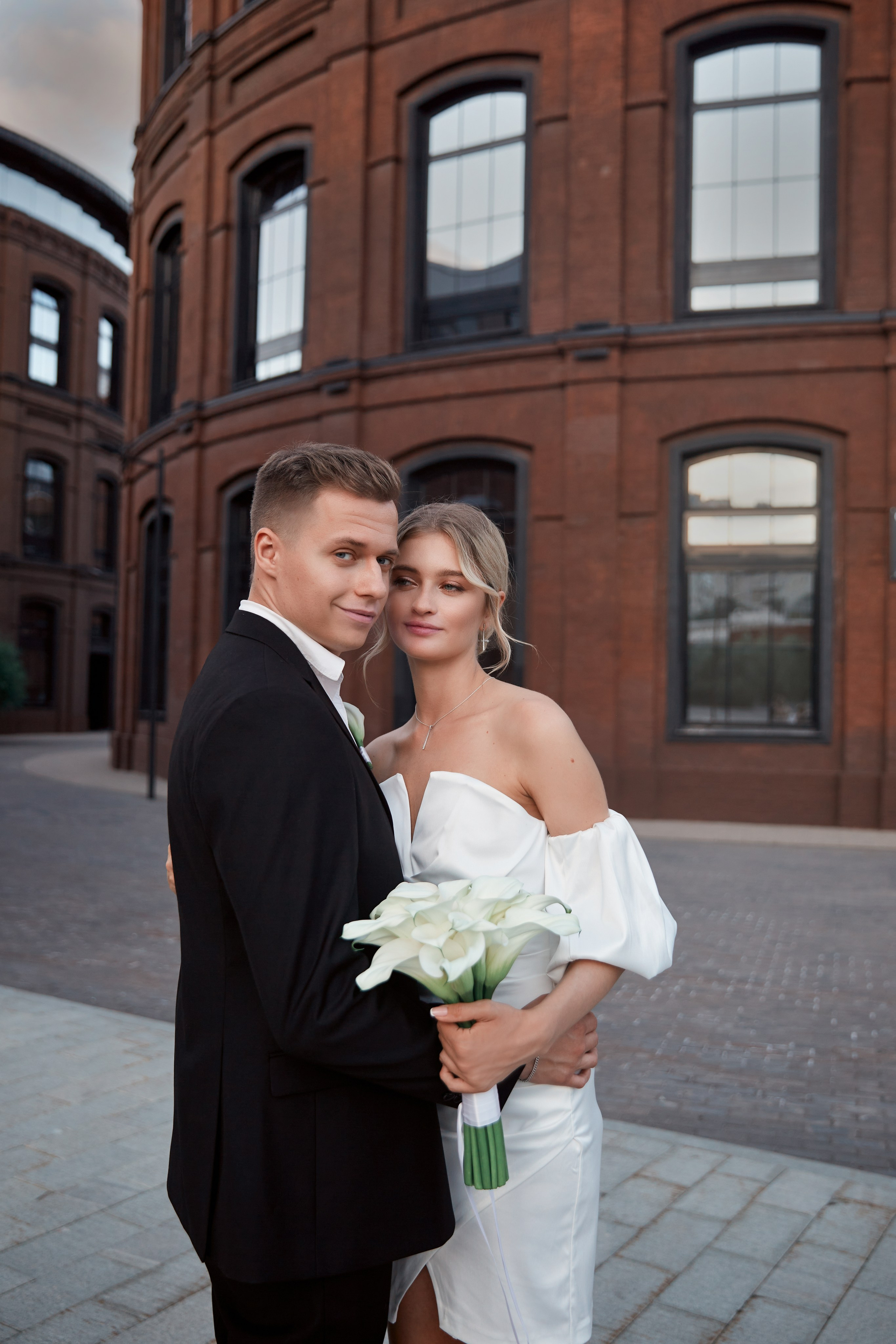 Свадебная фотосессия. Фотограф ваших самых ярких событий в Москве и СПБ. Збронская Юлия