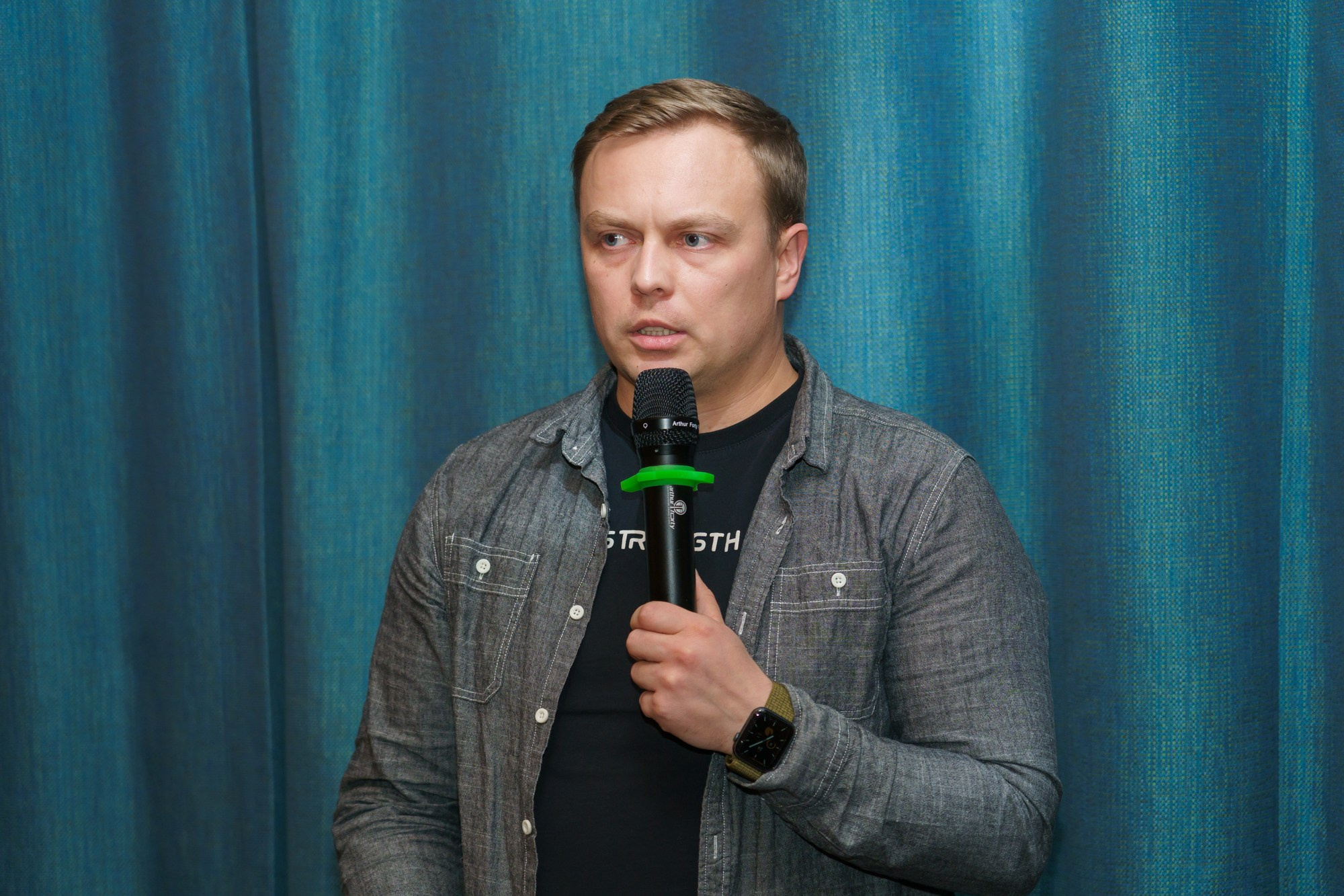 Выступление спикера. Photomantis