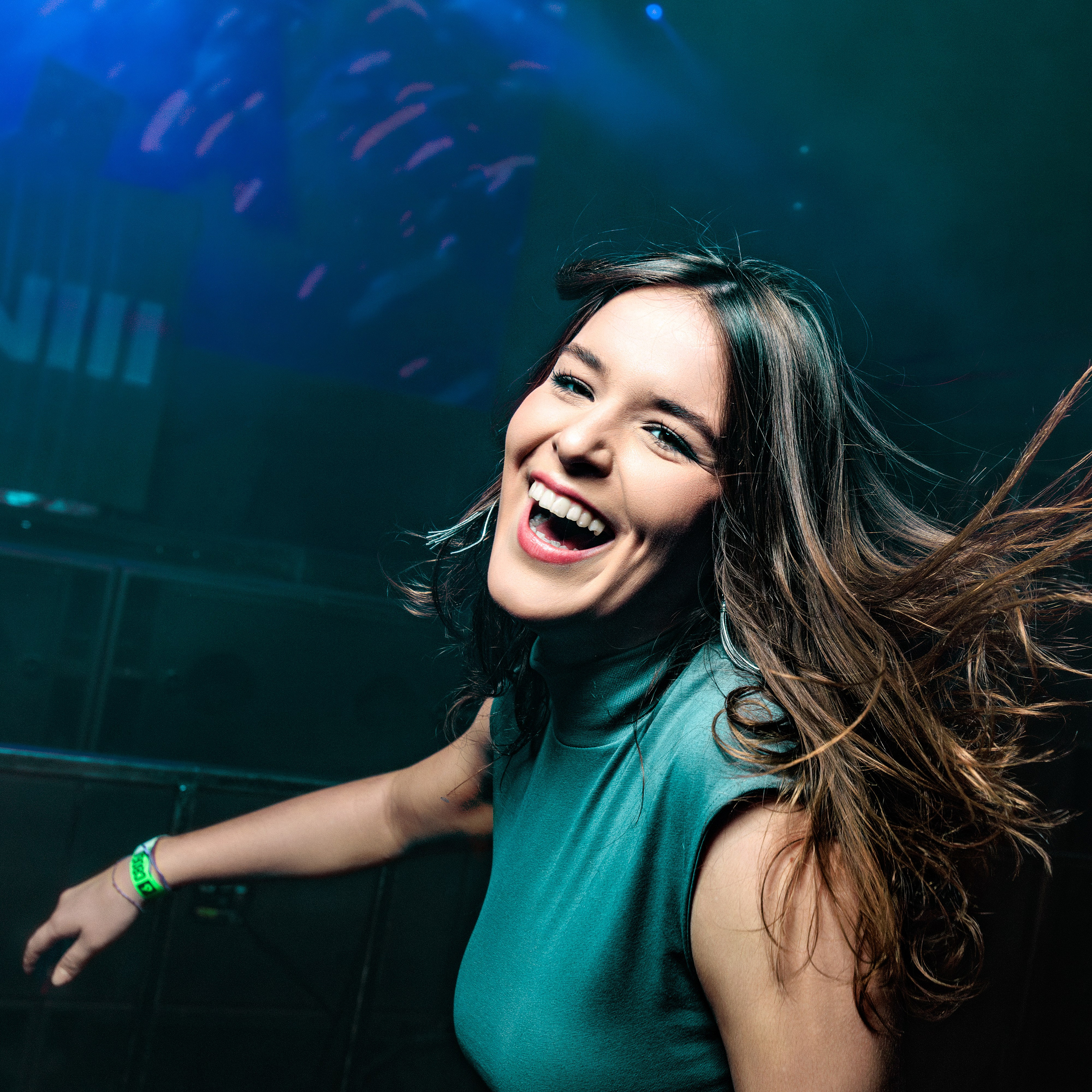 18.01.25 Tinder party. Репортажный фотограф Екатеринбург | Яркий, качественный репортаж | Концерты, клубы, репортаж, праздники, корпоративы