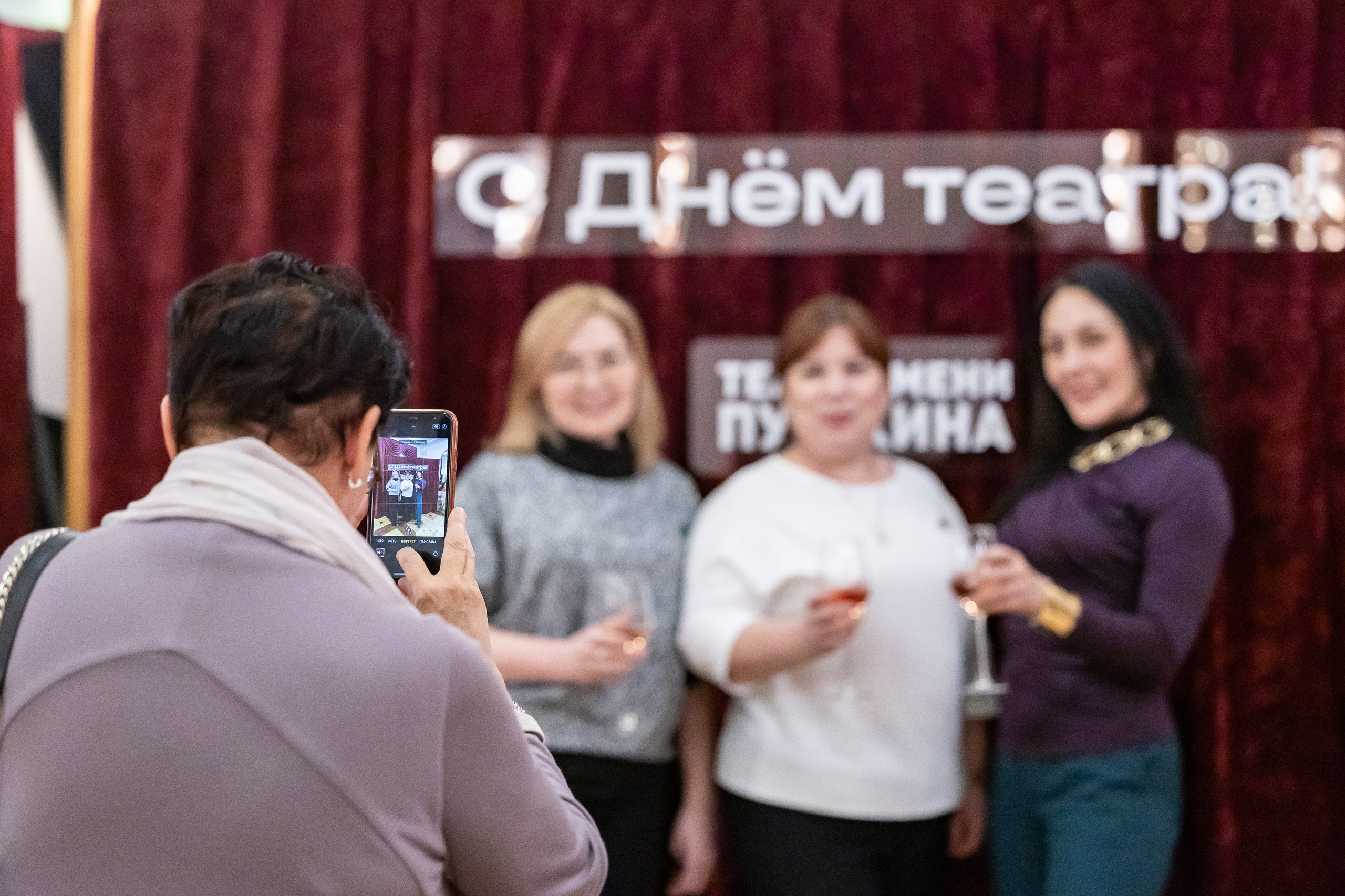 Ночь театров — Театр Пушкина. Фотограф Владимир Охрименко