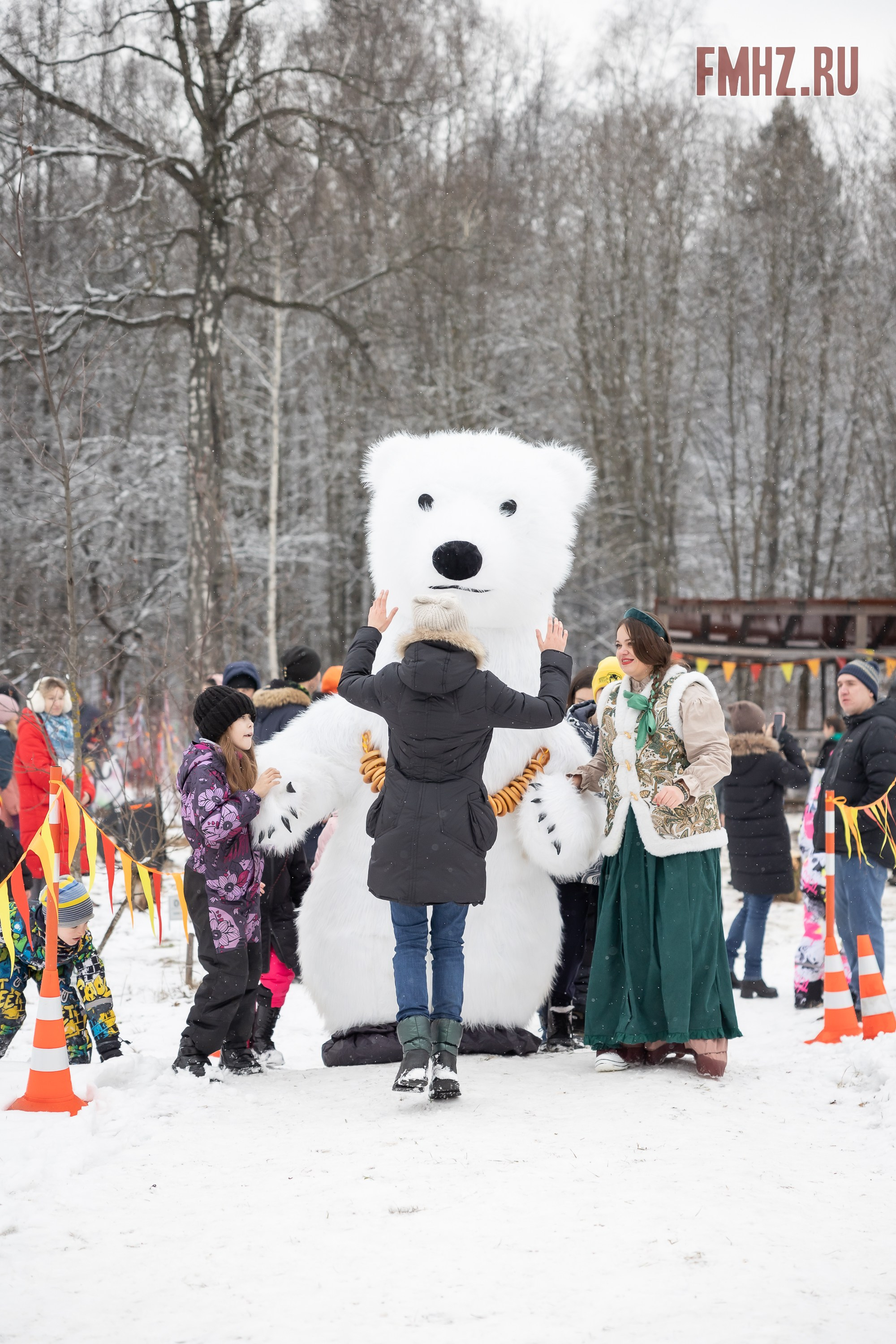 Масленица на аллее памяти «Вечный сезон» 02.03.2025. Фотограф Владимир Охрименко