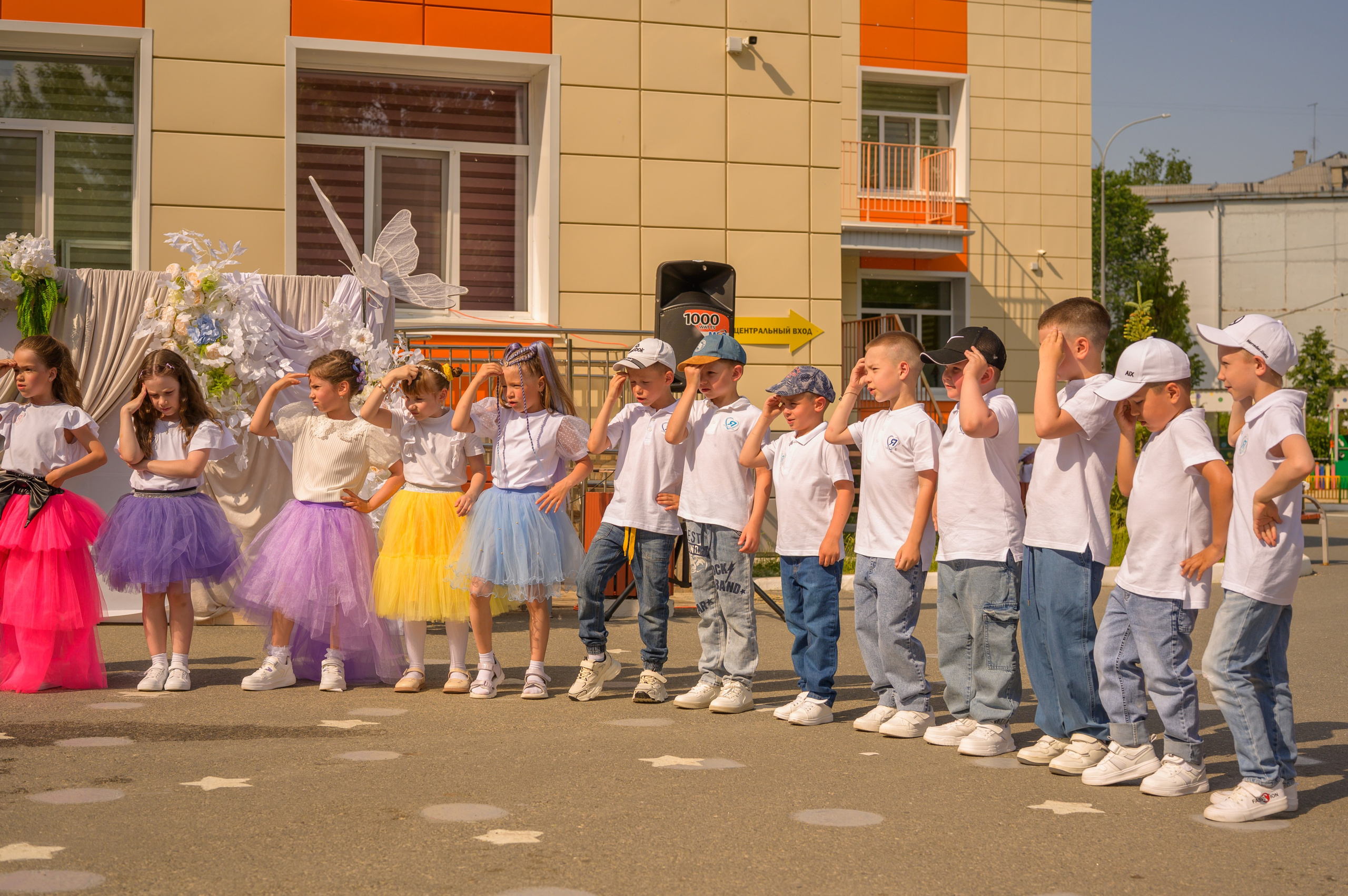 Репортаж выпускного группа «Фантазёры» 3 садик. Фотограф новорожденных, семейный детский в Тюмени Татьяна Морозова