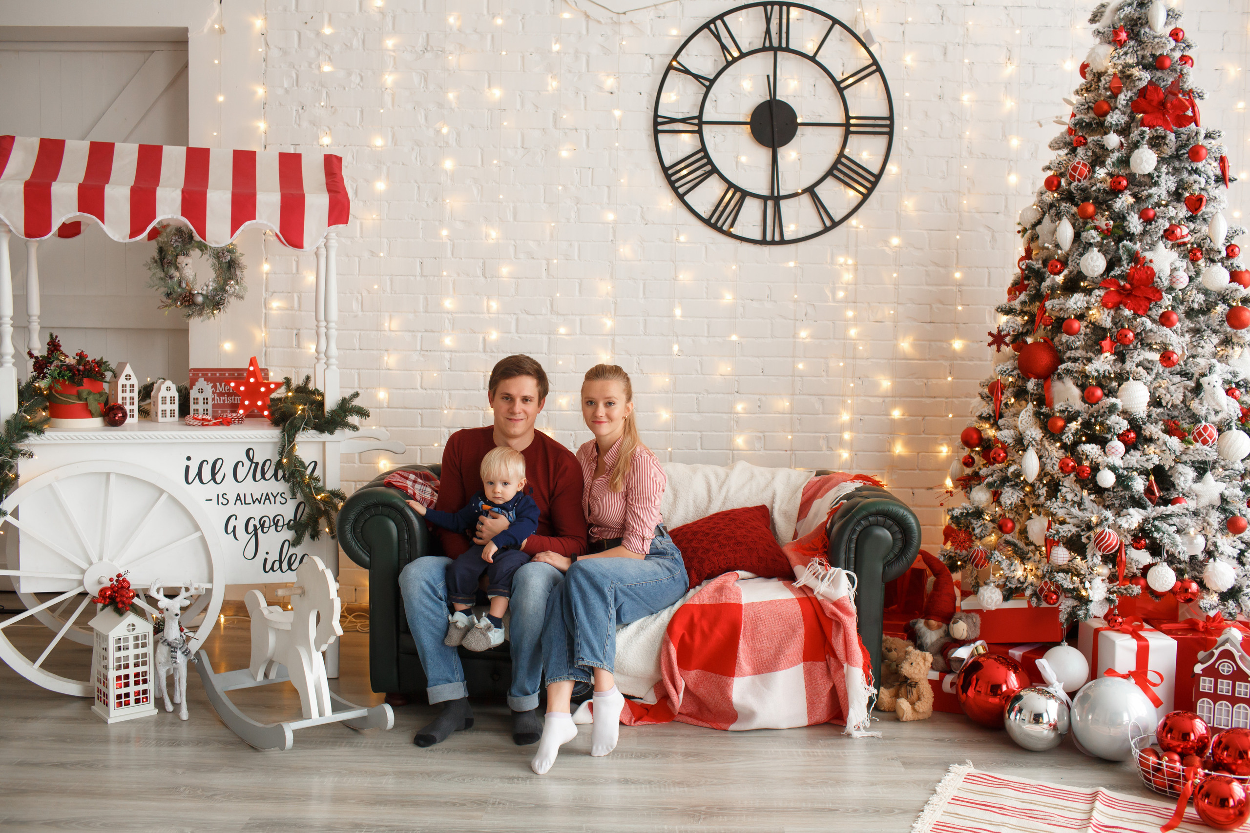 Новогодняя фотосессия 2023. Свадебный и репортажный фотограф (Москва, Королев и другие)