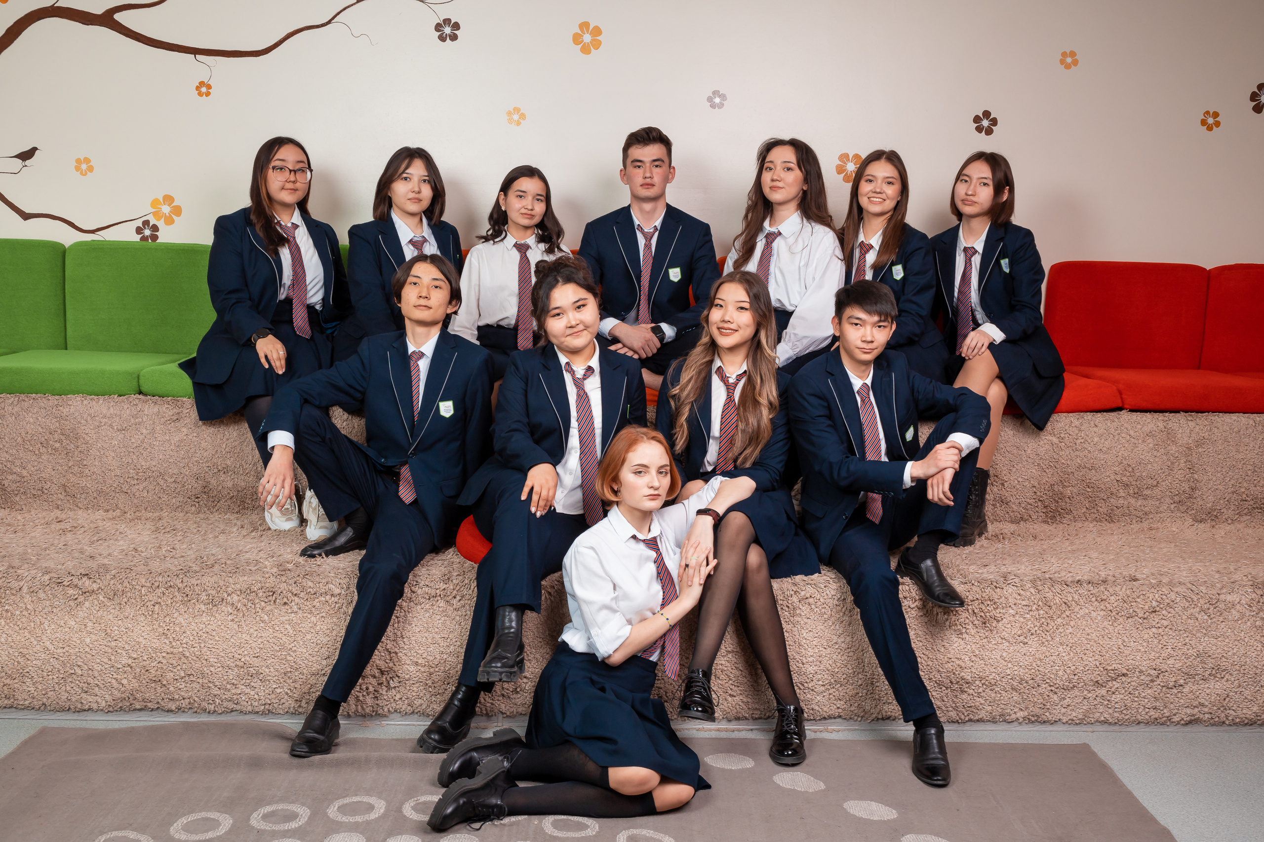 Общие фото. Выпускные альбомы в Нур-Султане (Астана) и по всему Казахстану