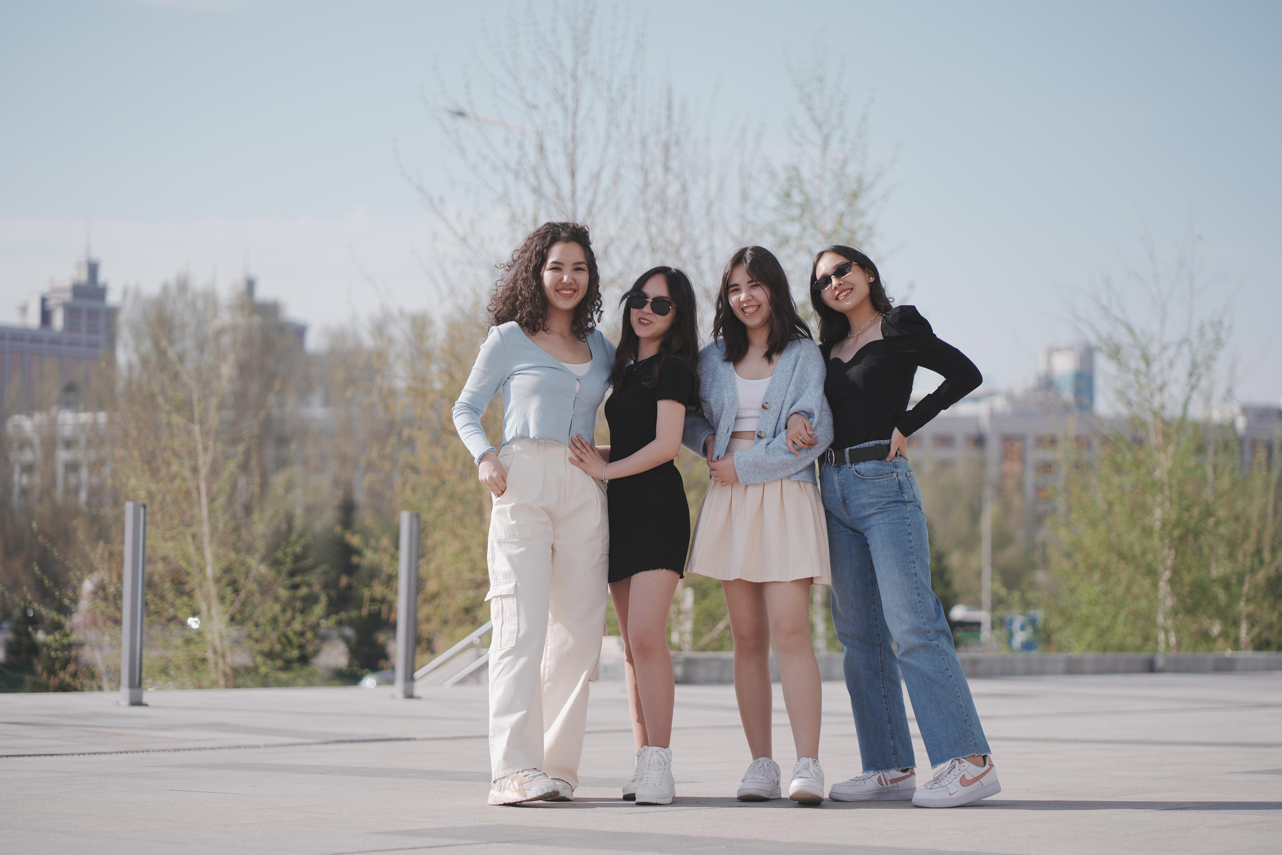 Уличные фото. Выпускные альбомы в Нур-Султане (Астана) и по всему Казахстану