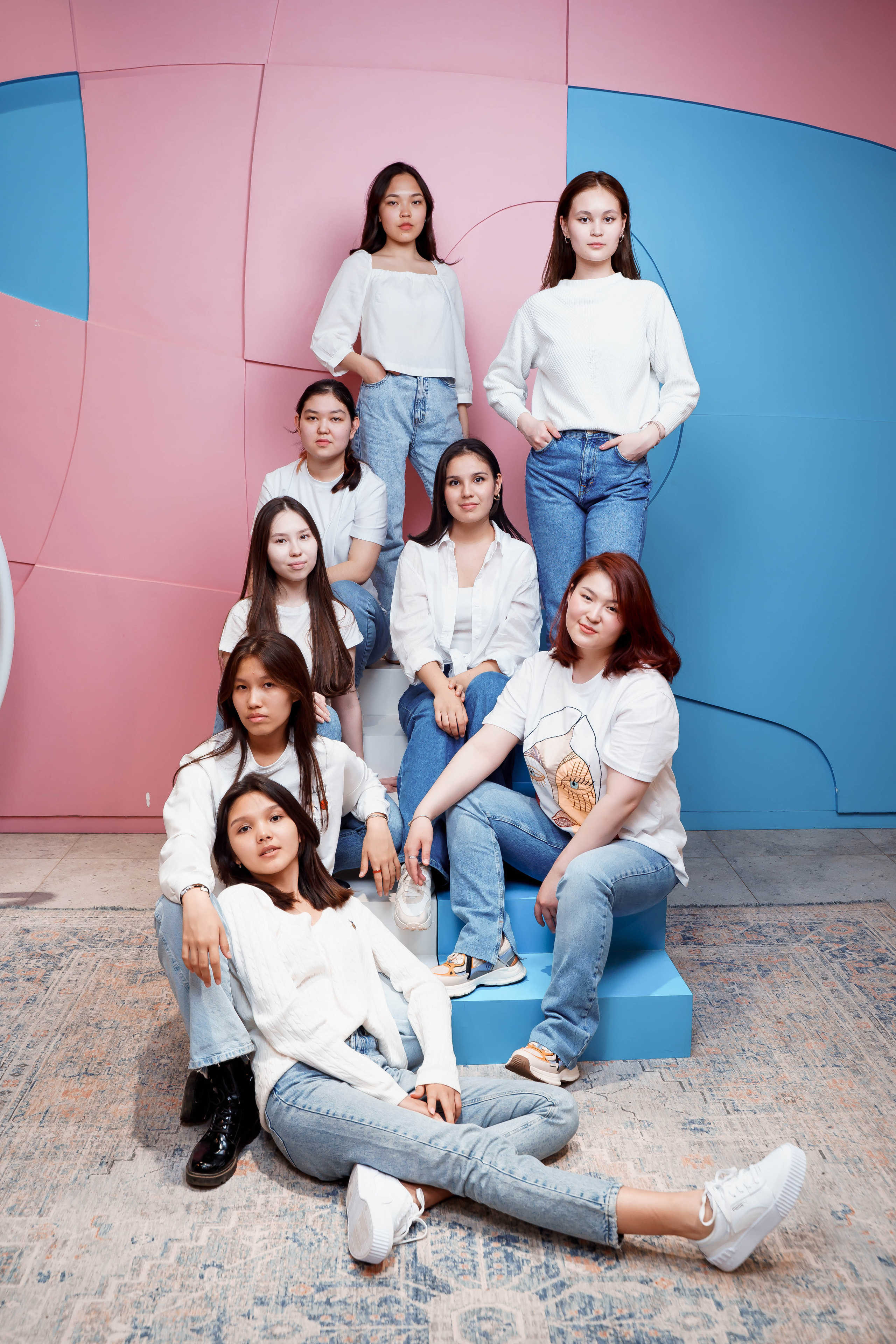 Общие фото. Выпускные альбомы в Нур-Султане (Астана) и по всему Казахстану